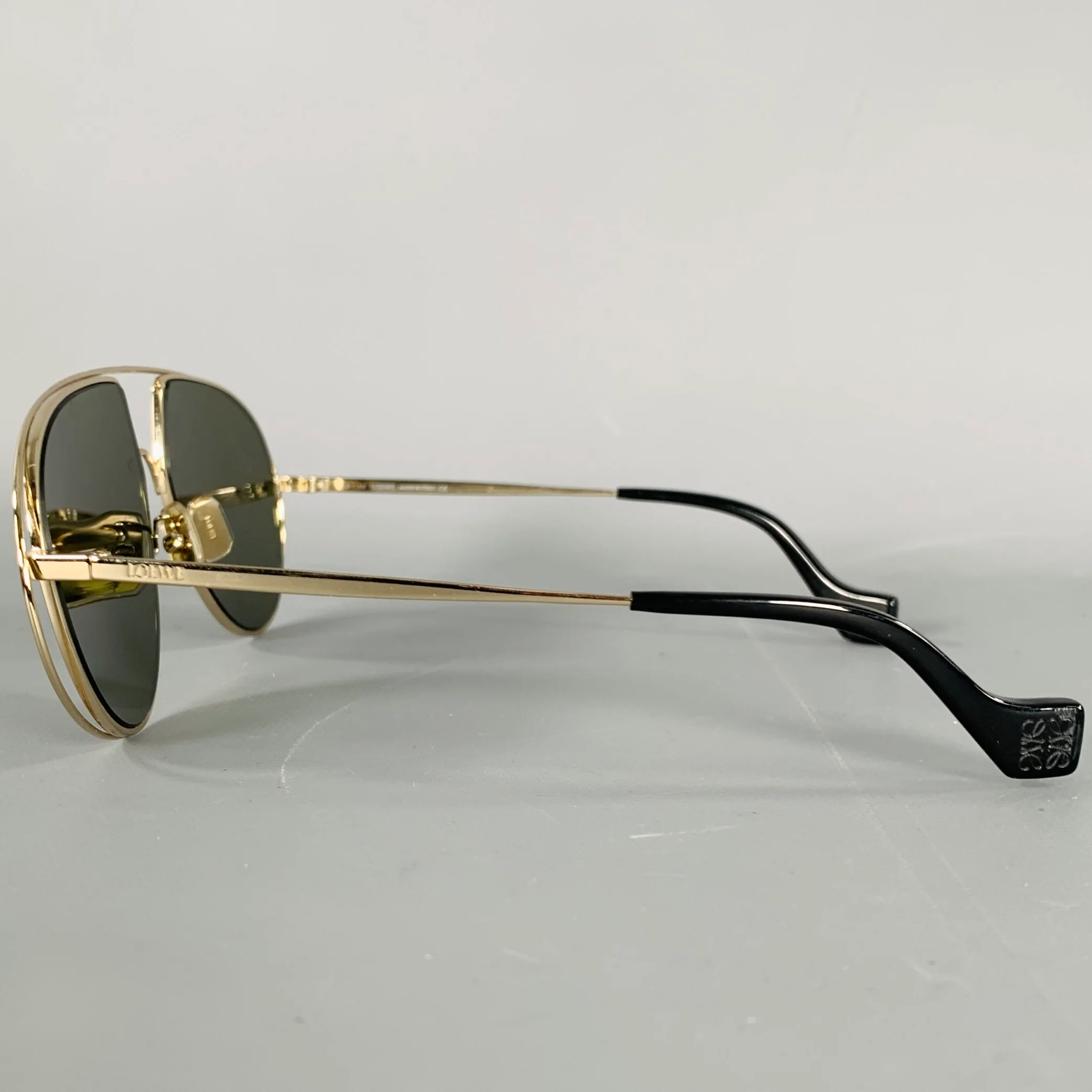 LOEWE Gold Metal Aviator Sunglasses - Image 4