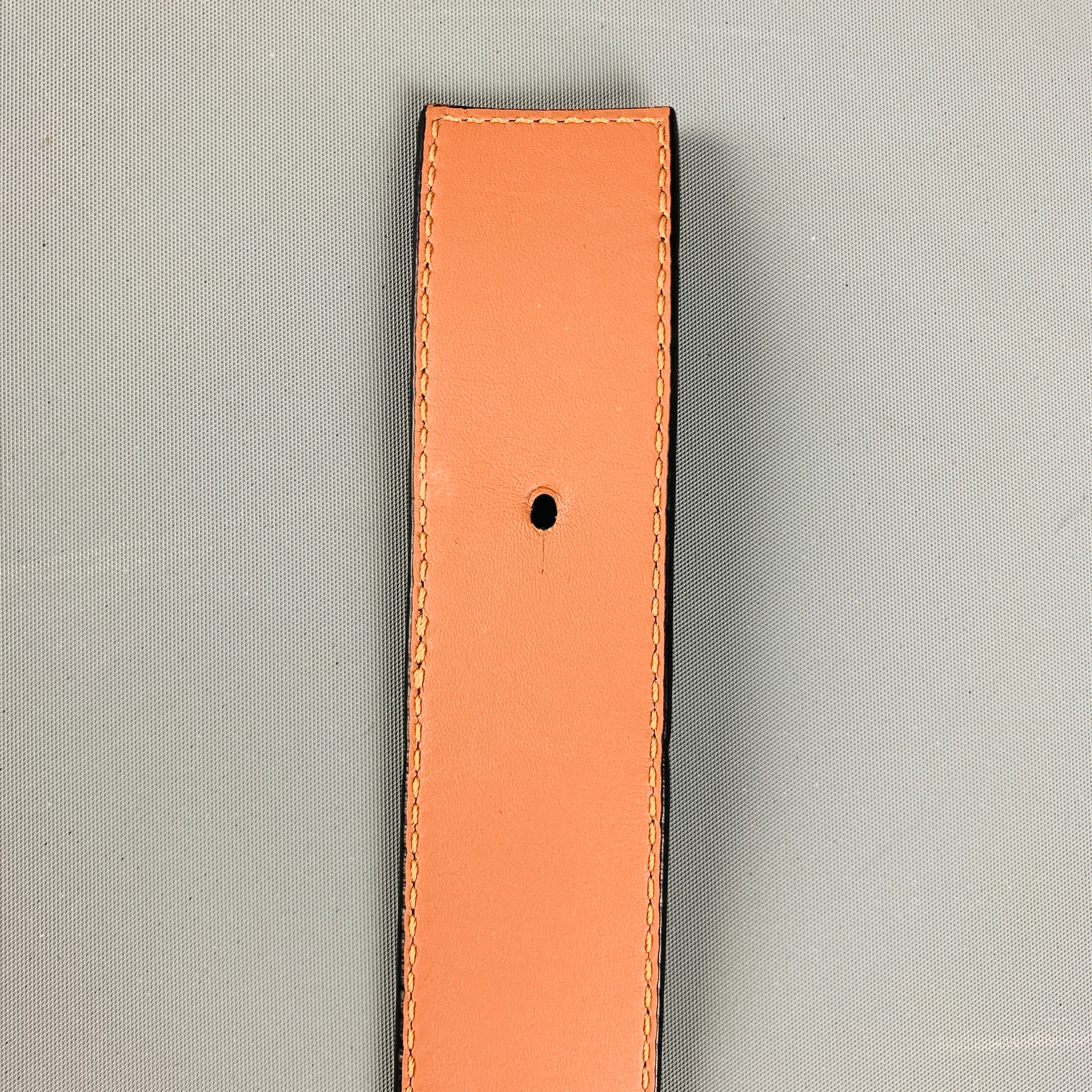 LOEWE Size 44 Black Tan Reversible Leather Belt - Image 10
