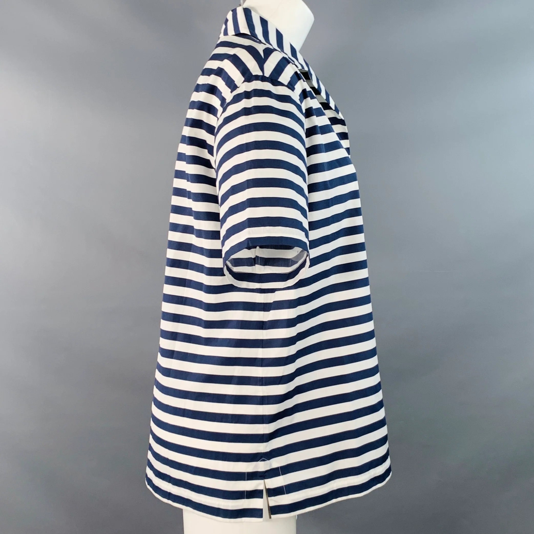 LORO PIANA Size 6 White Navy Cotton Stripe One Pocket Casual Top - Image 2