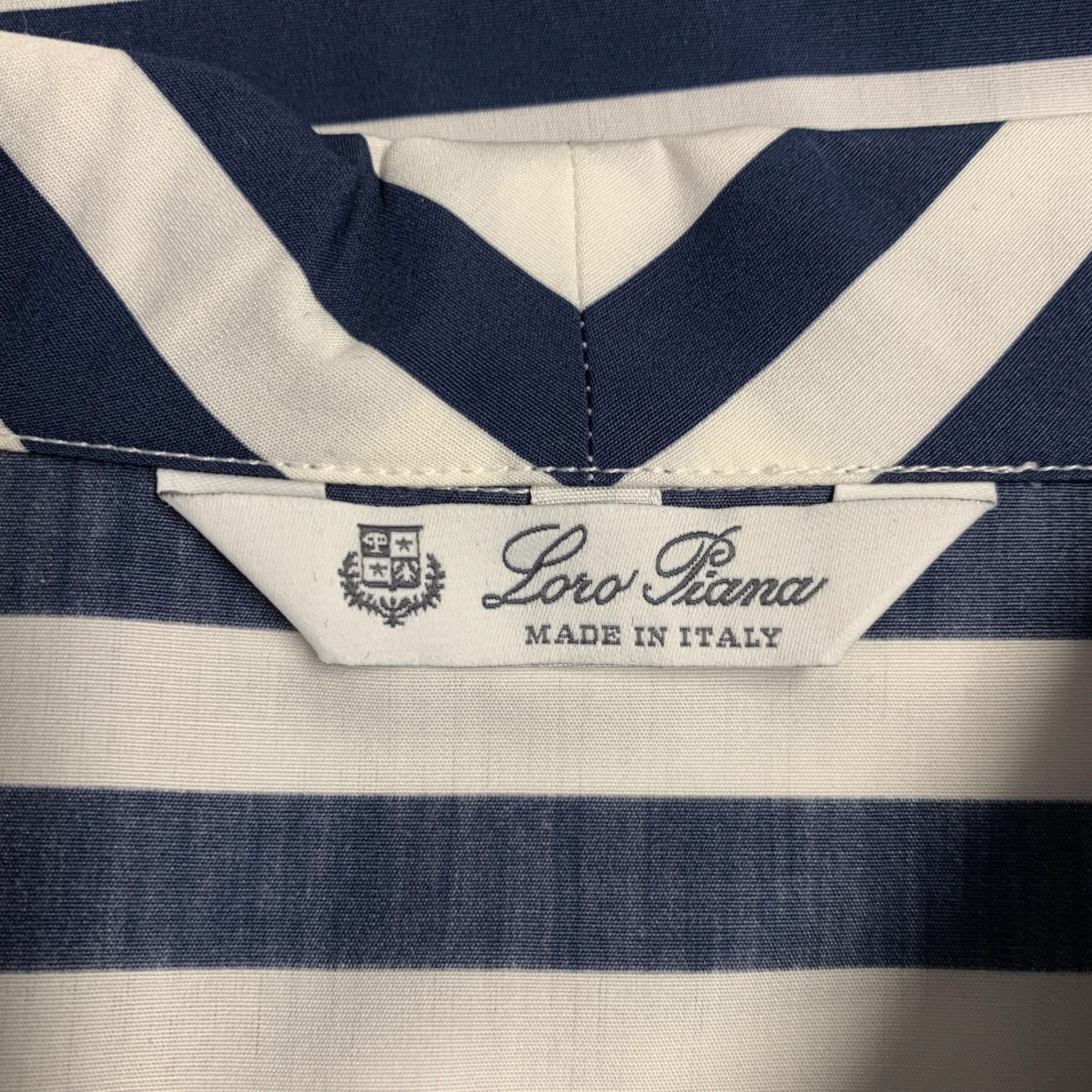 LORO PIANA Size 6 White Navy Cotton Stripe One Pocket Casual Top - Image 5