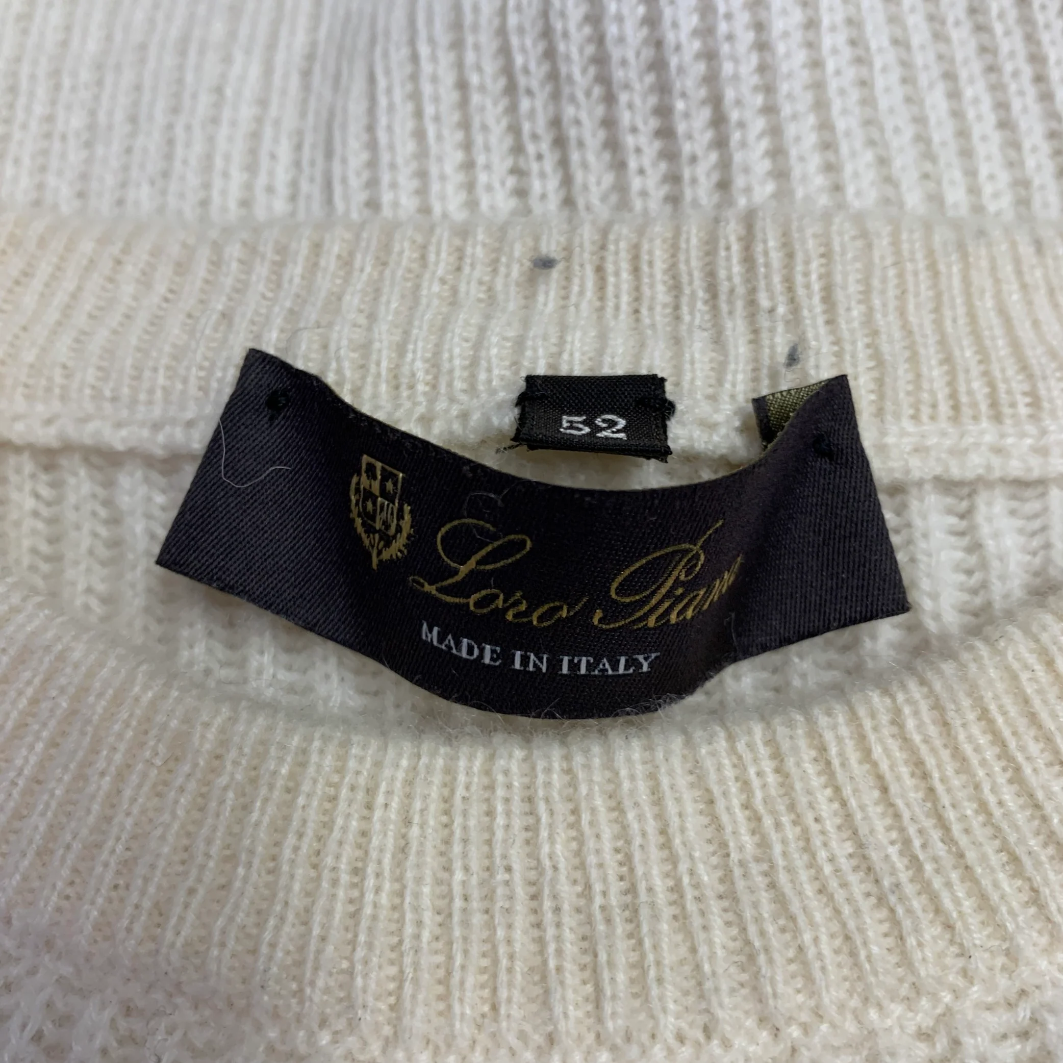 LORO PIANA Size L Cream Ribbed Cashmere Crew Neck Pullover - Image 8