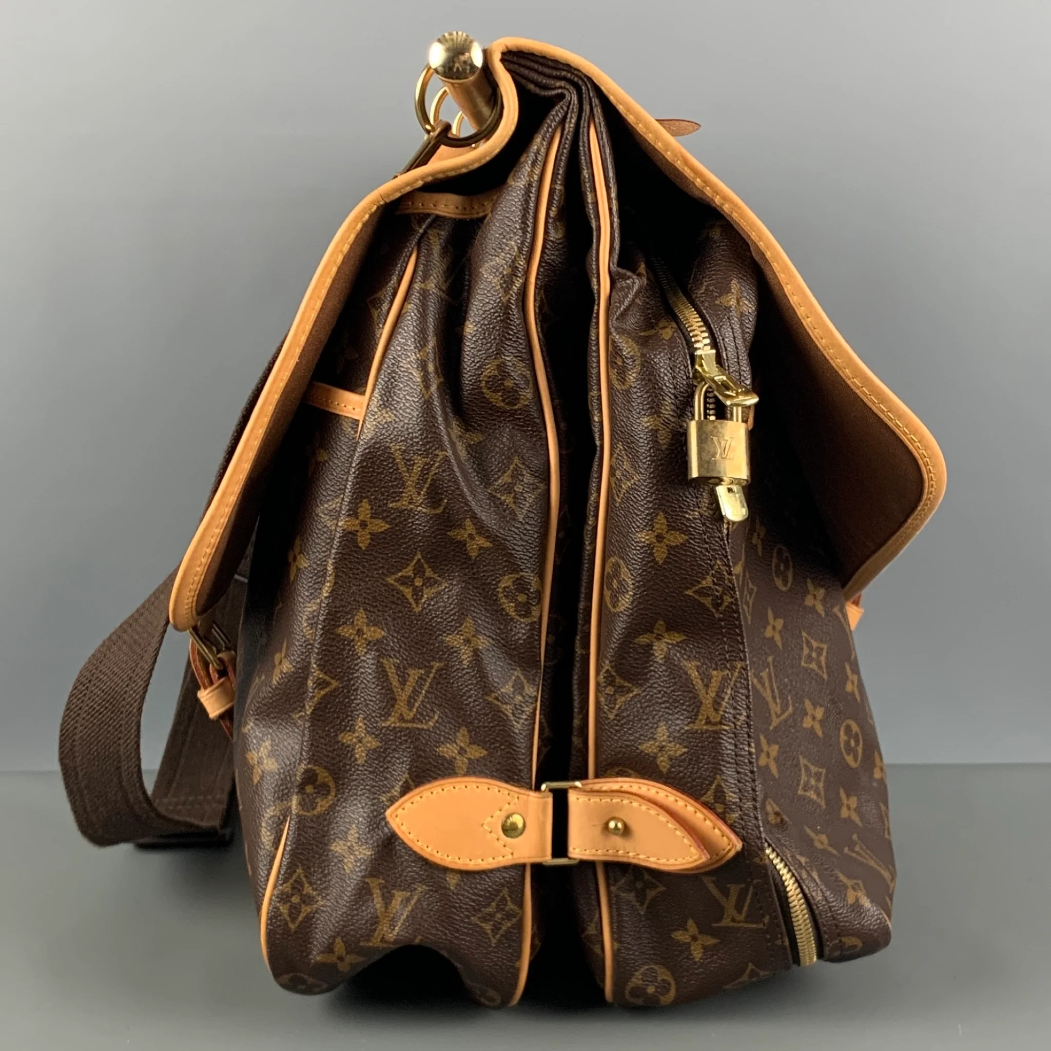 LOUIS VUITTON Brown Beige Monogram Coated Canvas Carry-On Bags - Image 2