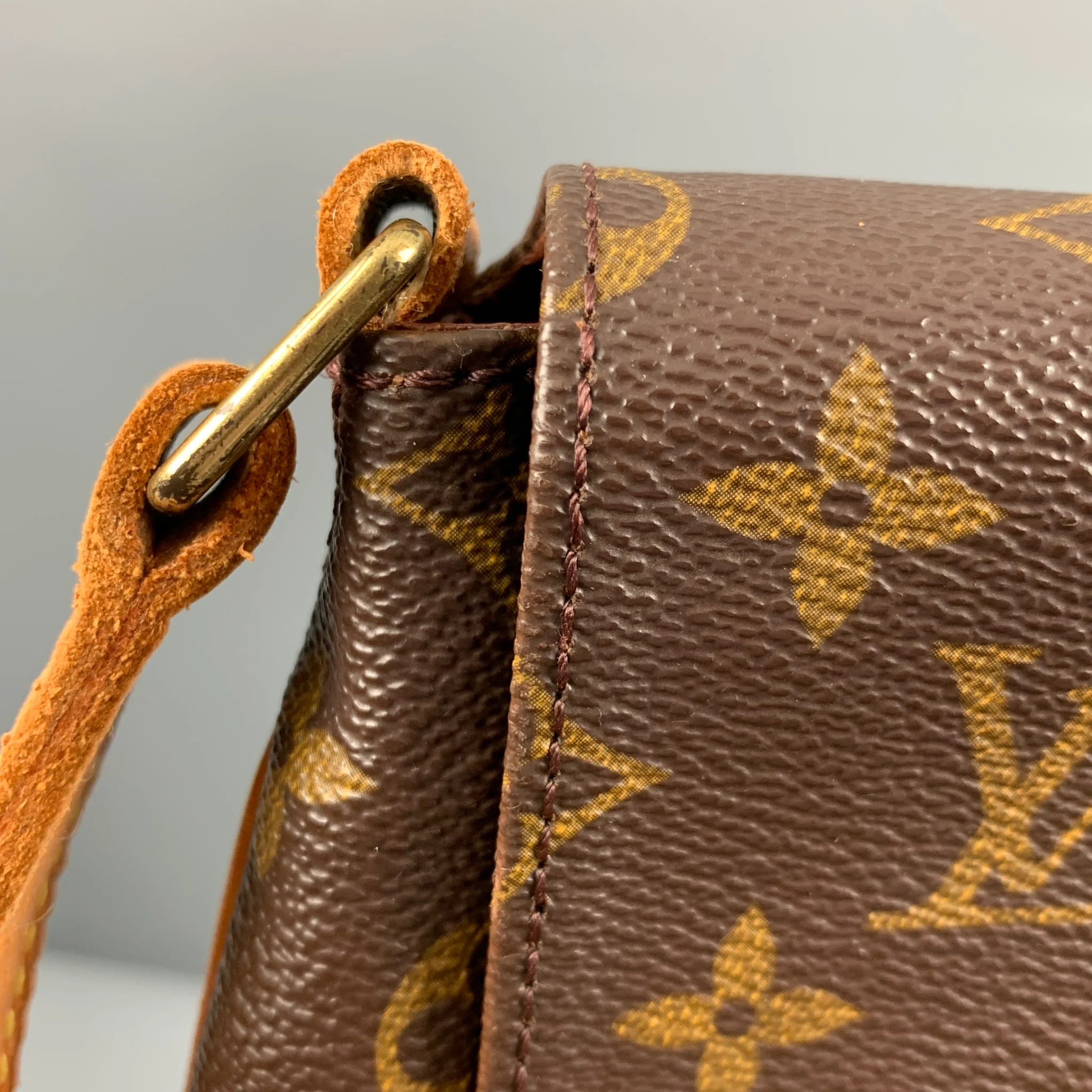 LOUIS VUITTON Brown Beige Monogram Coated Canvas Handbag - Image 5