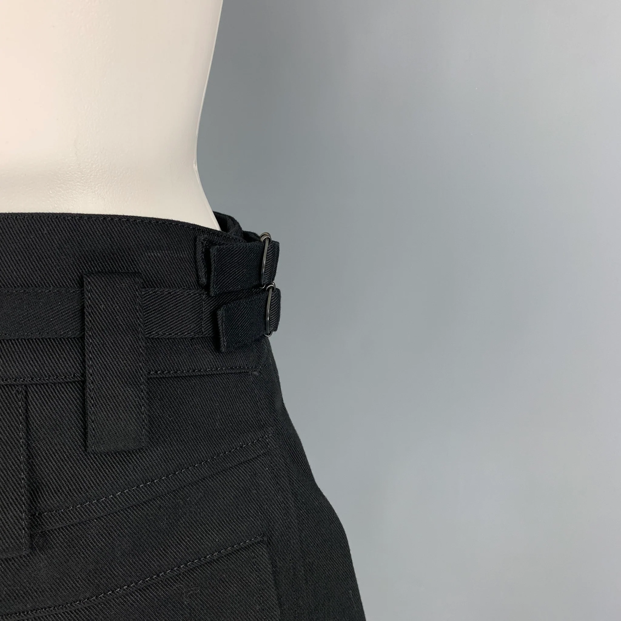 LOUIS VUITTON Size 2 Black Cotton Polyester Bermuda Dress Pants - Image 4