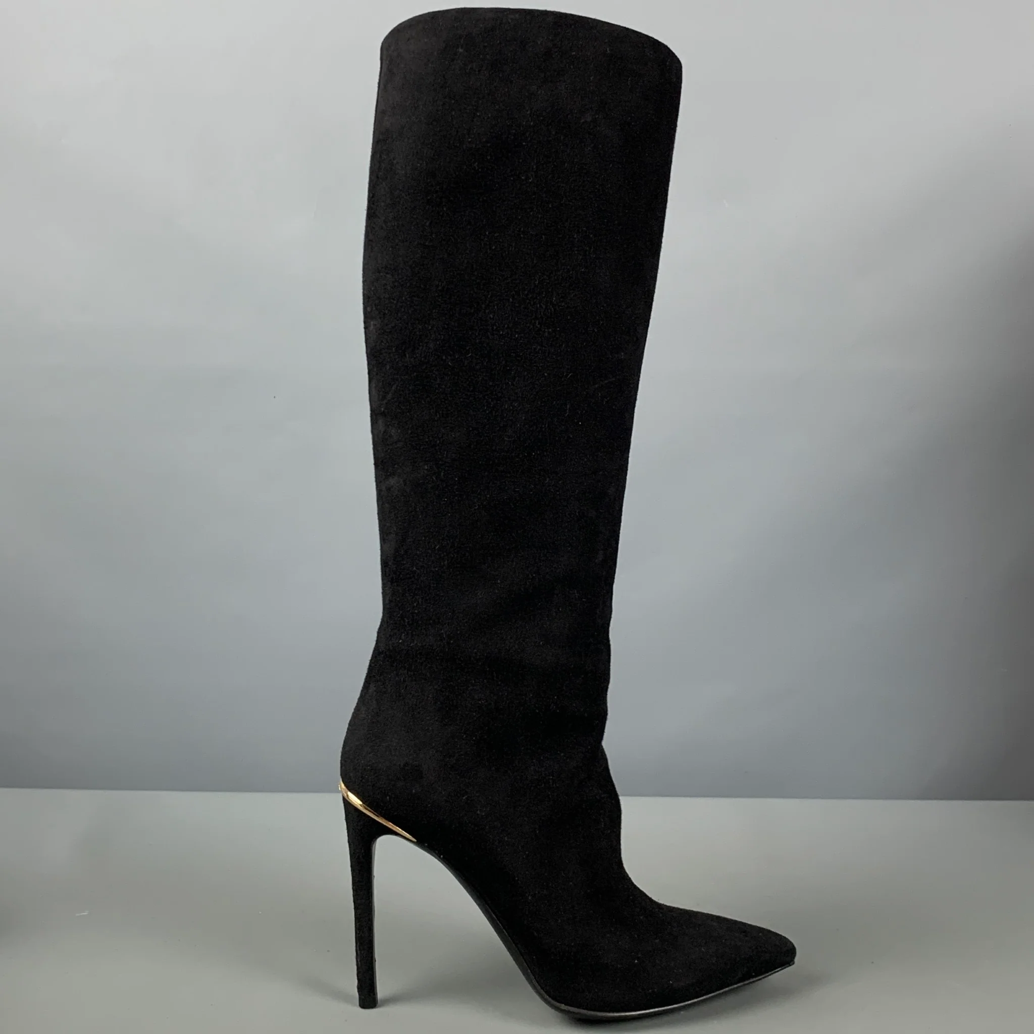 LOUIS VUITTON Size 7 Black Suede Pull On Boots - Image 2