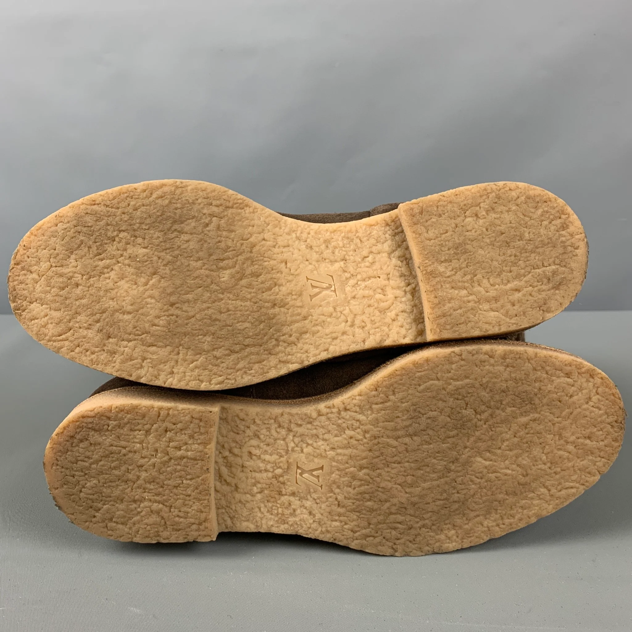LOUIS VUITTON Size 7 Brown Suede Logo Pull On Boots - Image 6