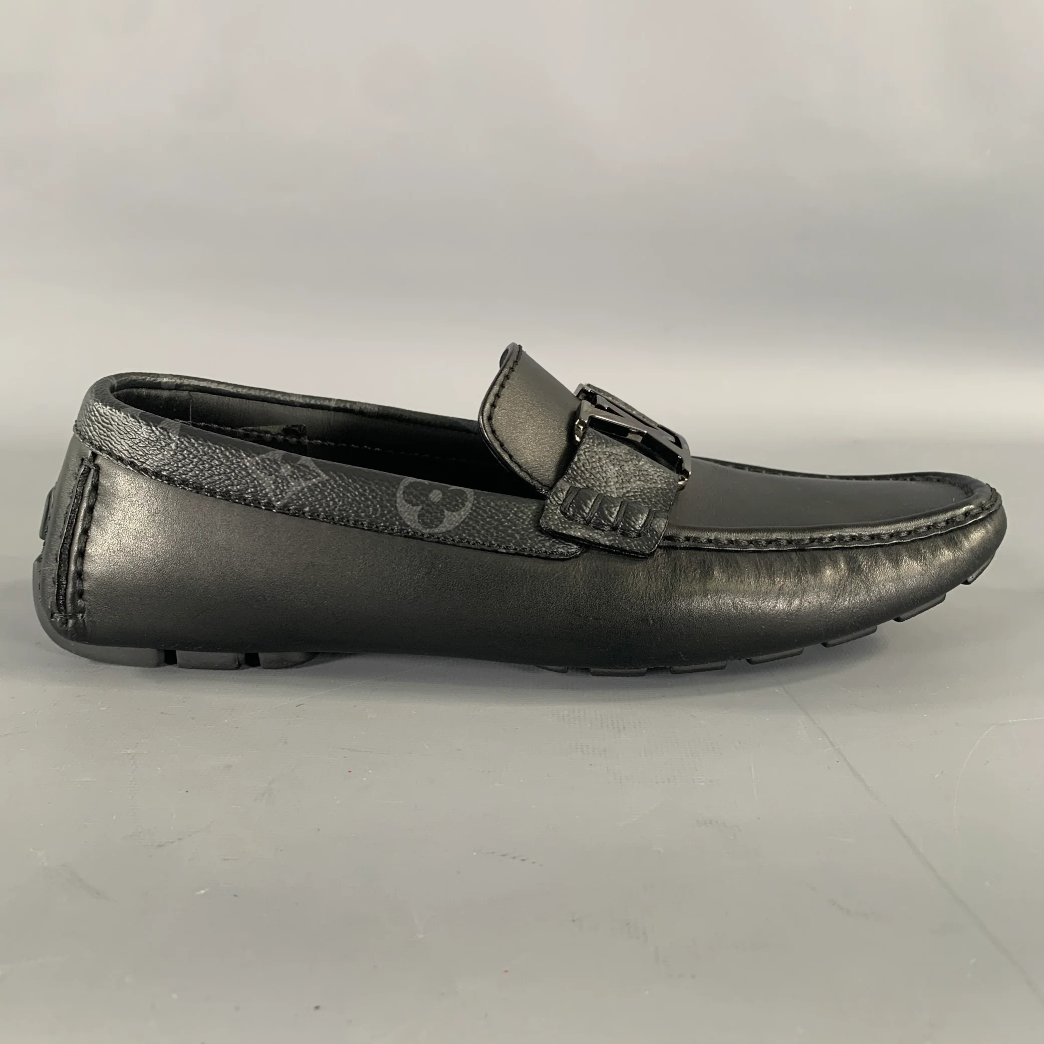 LOUIS VUITTON Size 7.5 Black Grey Logo Leather Loafers - Image 2