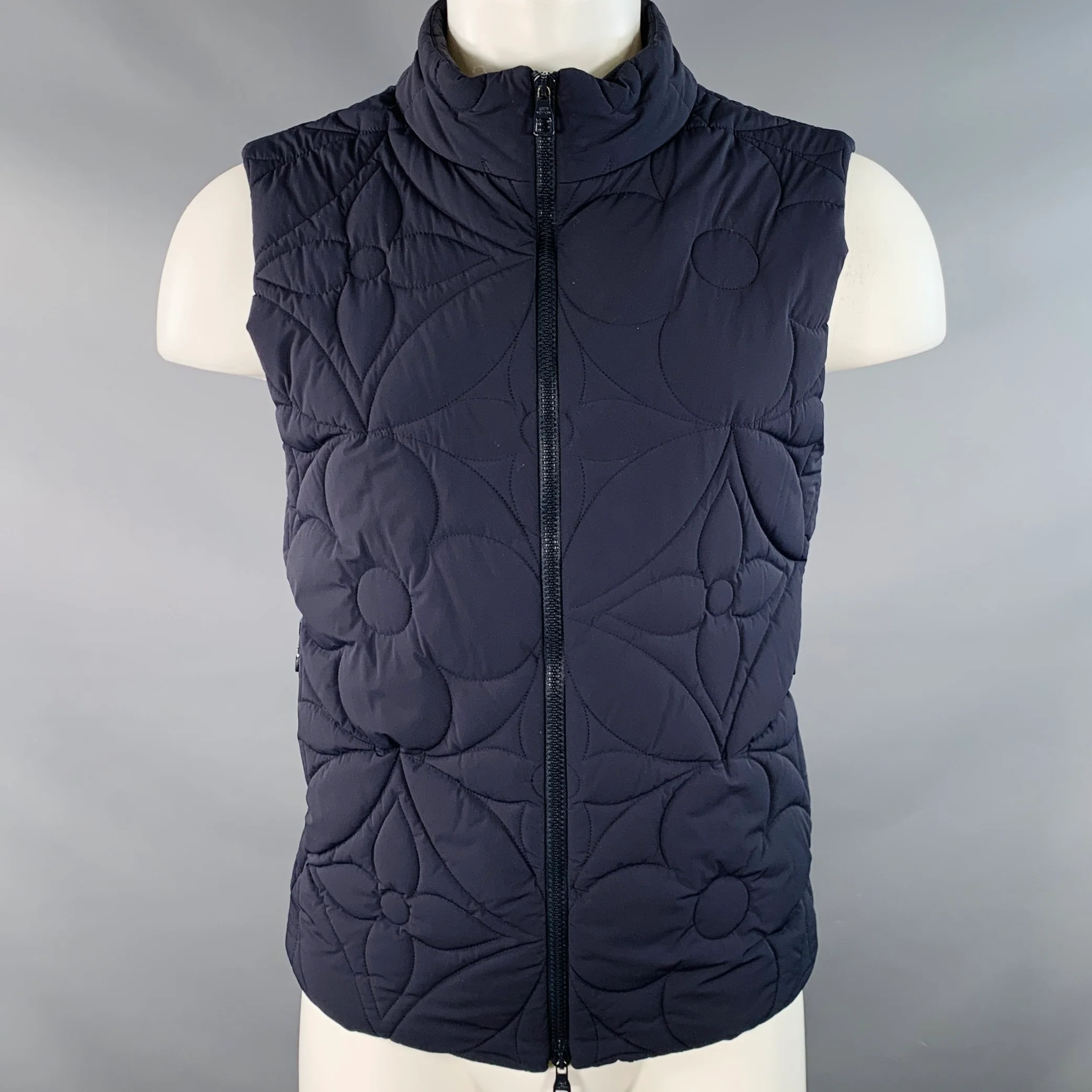 LOUIS VUITTON Size M Navy Quilted Polyamide Blend Logo Zip Up Vest