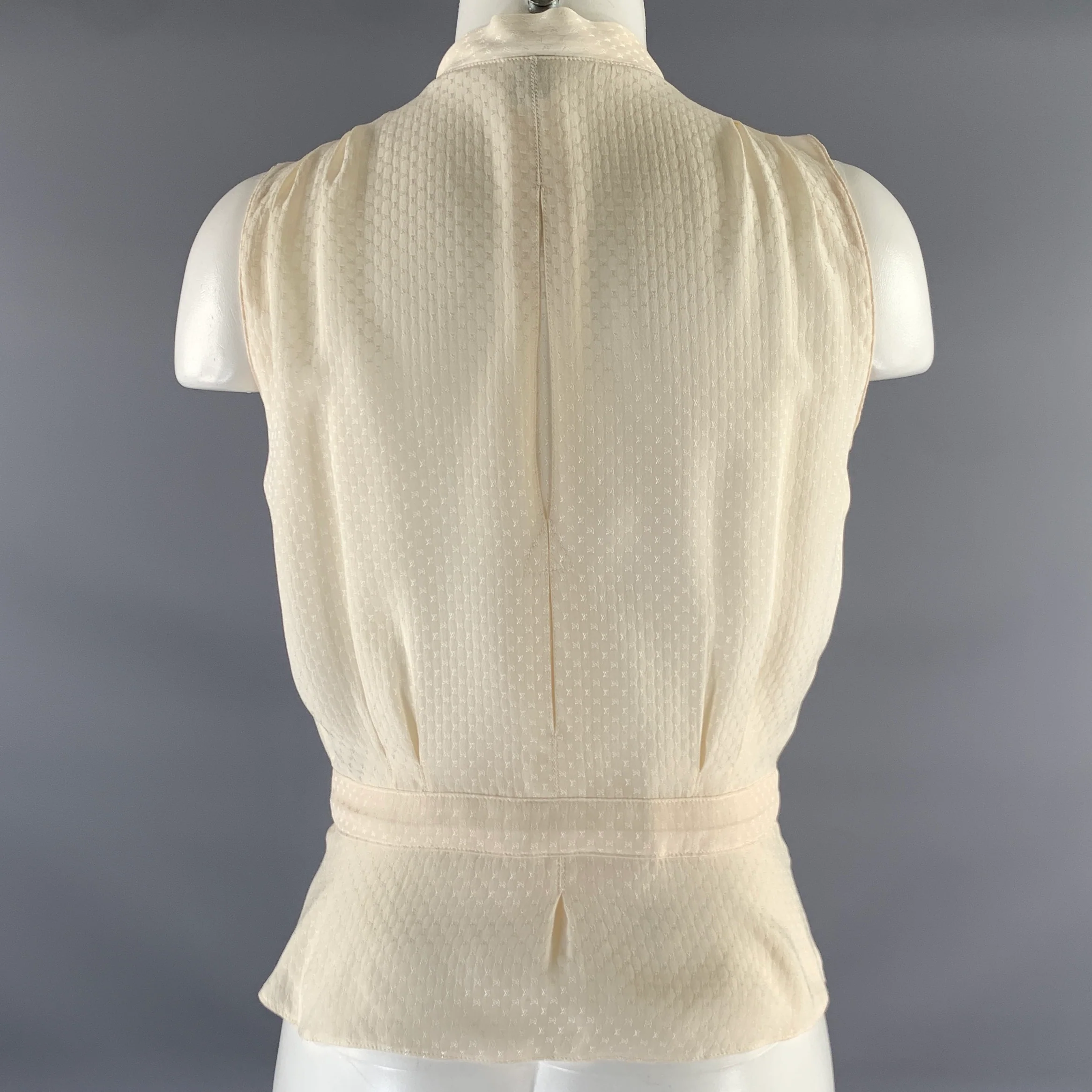 LOUIS VUITTON Size S Cream Silk Monogram Sleeveless Blouse - Image 4