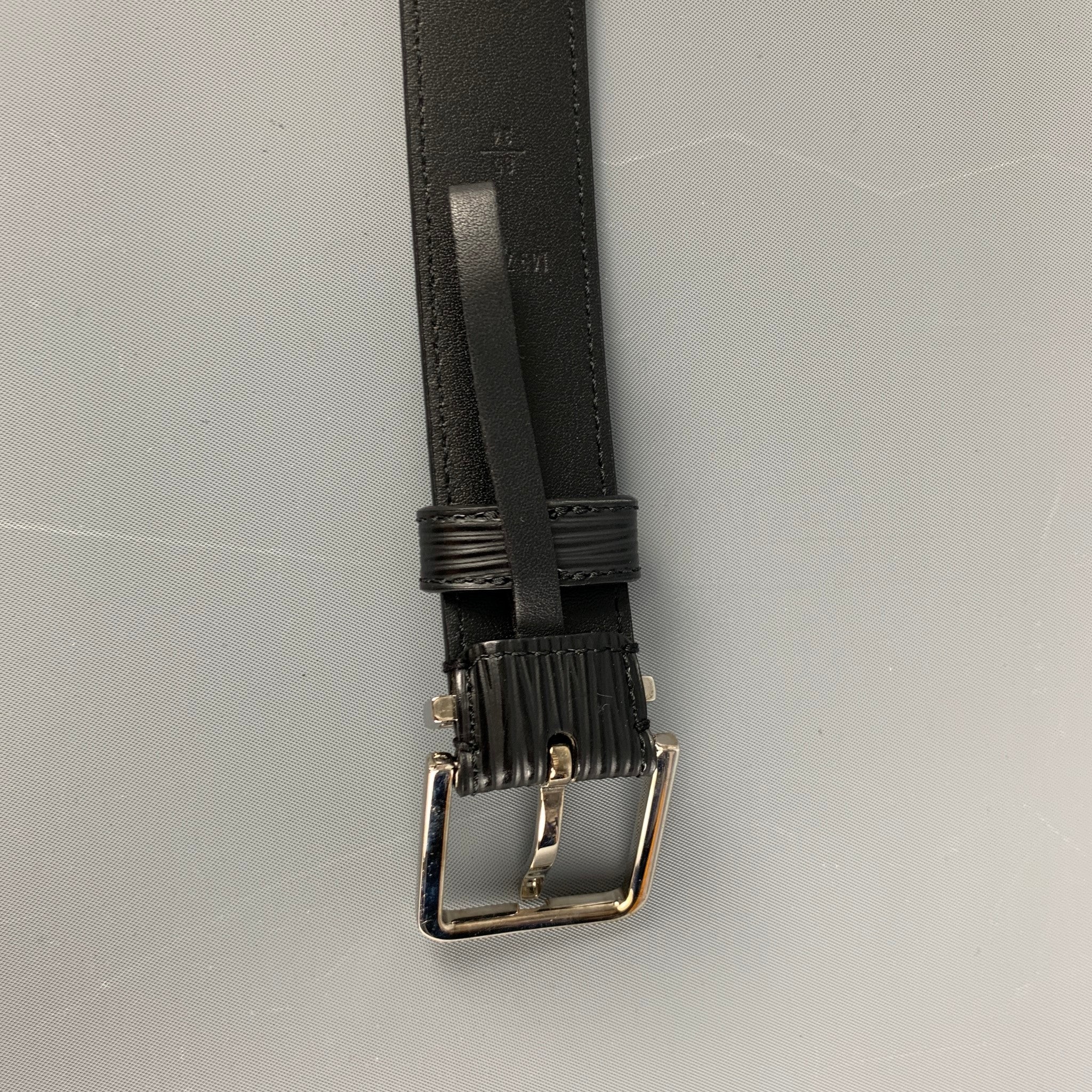 LOUIS VUITTON Waist Size 34 Black Textured Leather Belt - Image 6