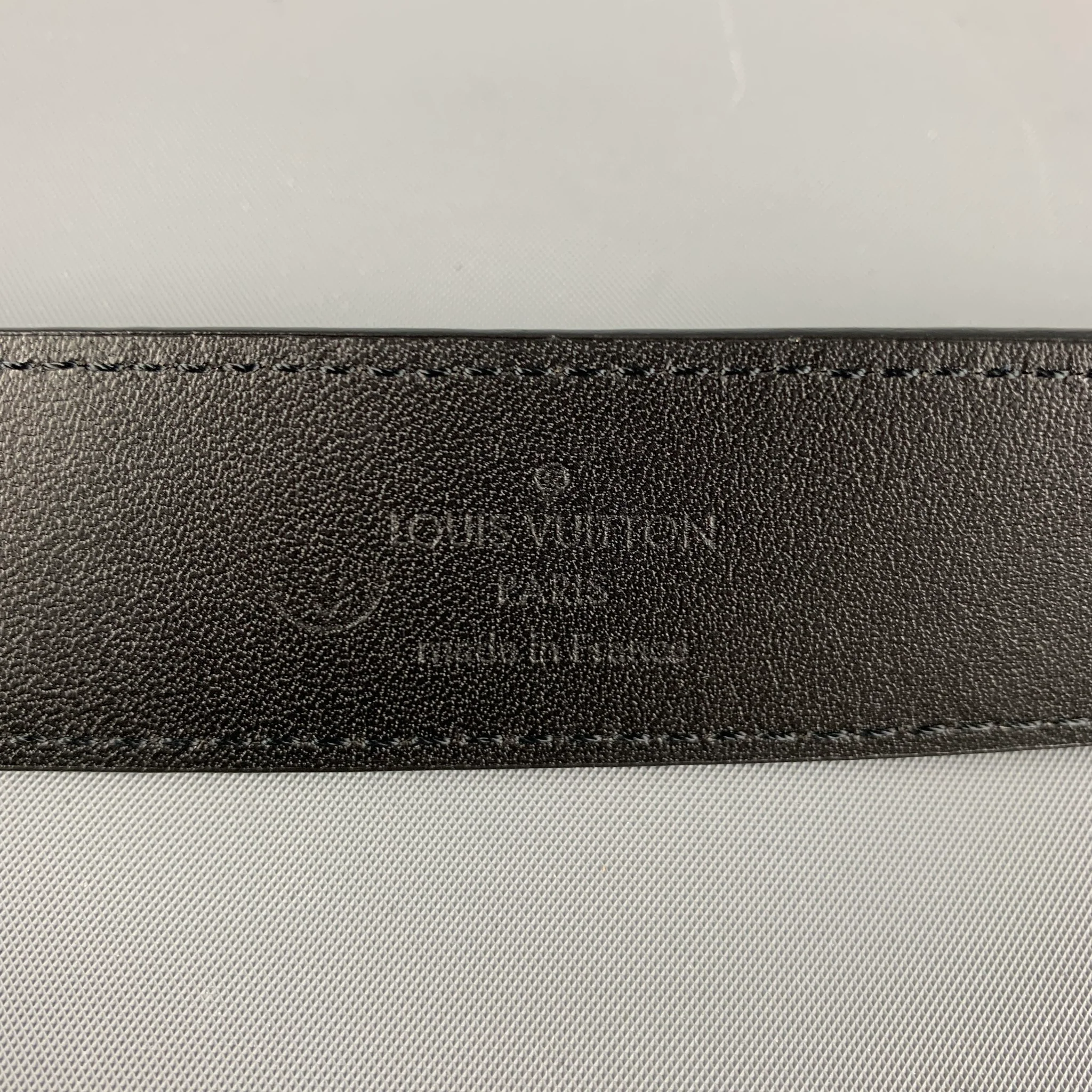 LOUIS VUITTON Waist Size 34 Black Textured Leather Belt - Image 7