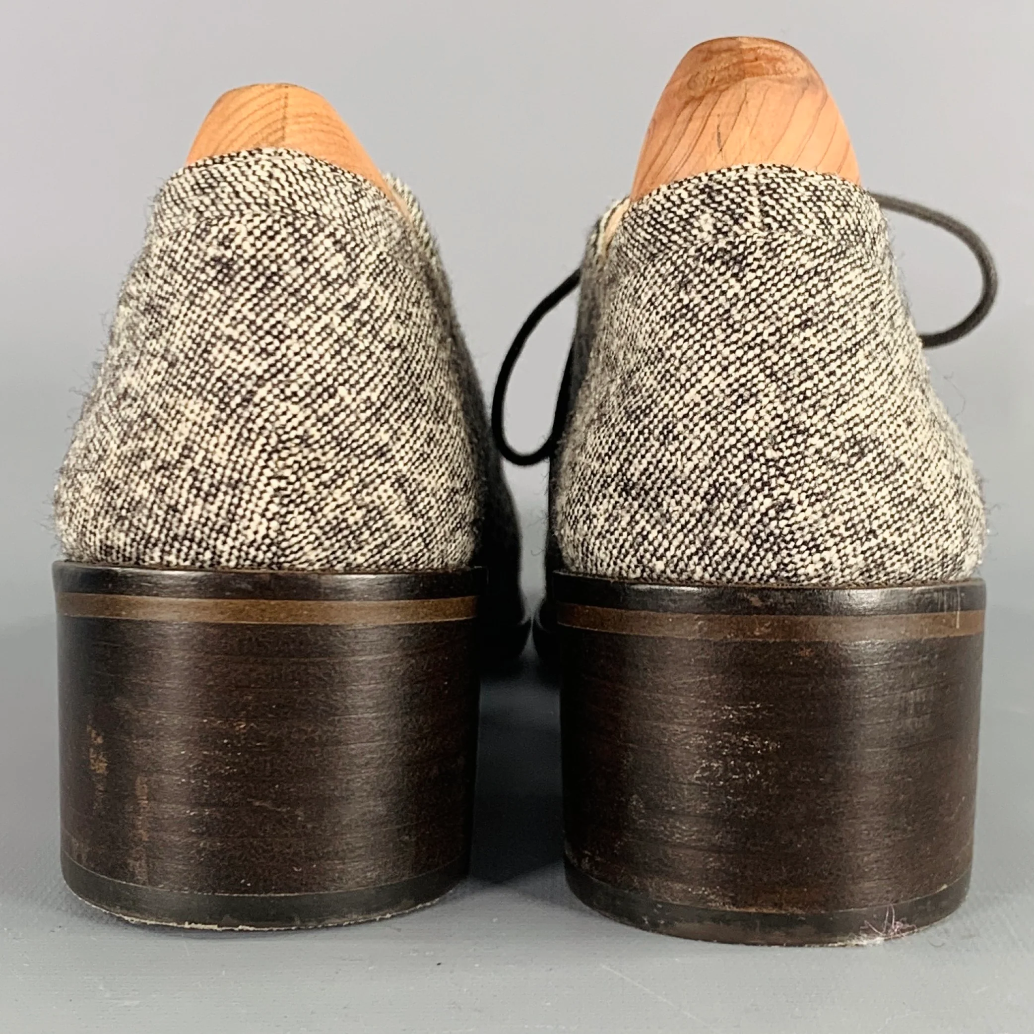 LOUISE ET CIE Size 8.5 Grey Wool Blend Tweed Leather Trim Lace-Up Shoes - Image 3