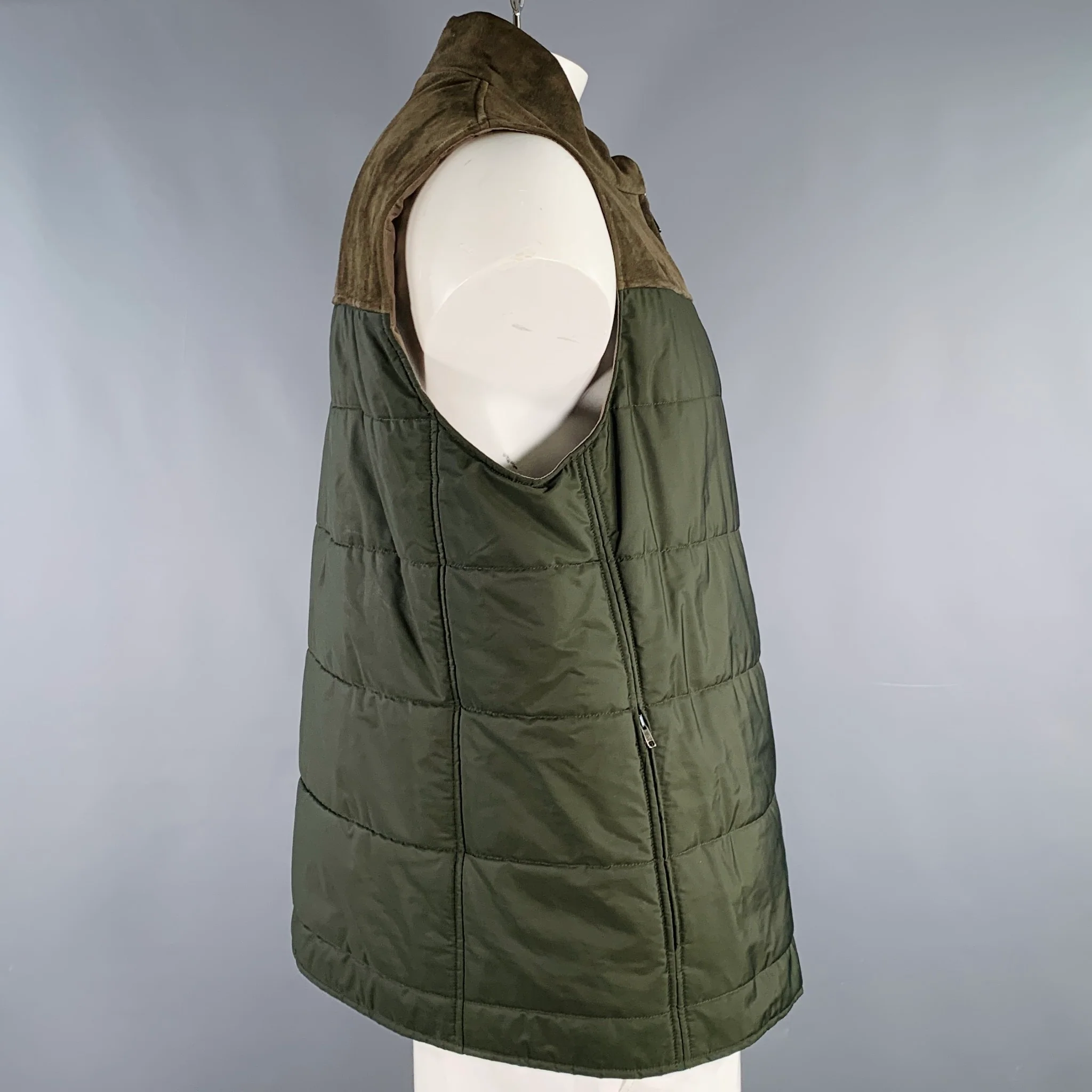 LUCIANO BARBERA Size 46 Green Olive Two Toned Polyester Suede Quilted Vest - Image 2