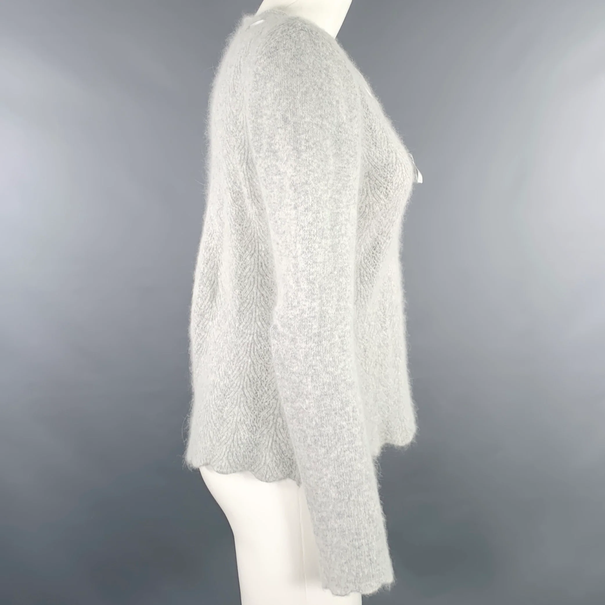 LUCY & LAUREL Size M Grey Nylon Blend Ribbon Trim V-Neck Sweater - Image 3