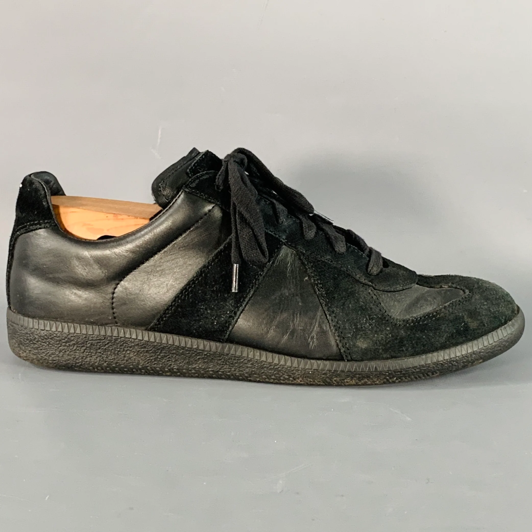 MAISON MARGIELA Size 10 Black Leather Suede Low Top Sneakers - Image 2