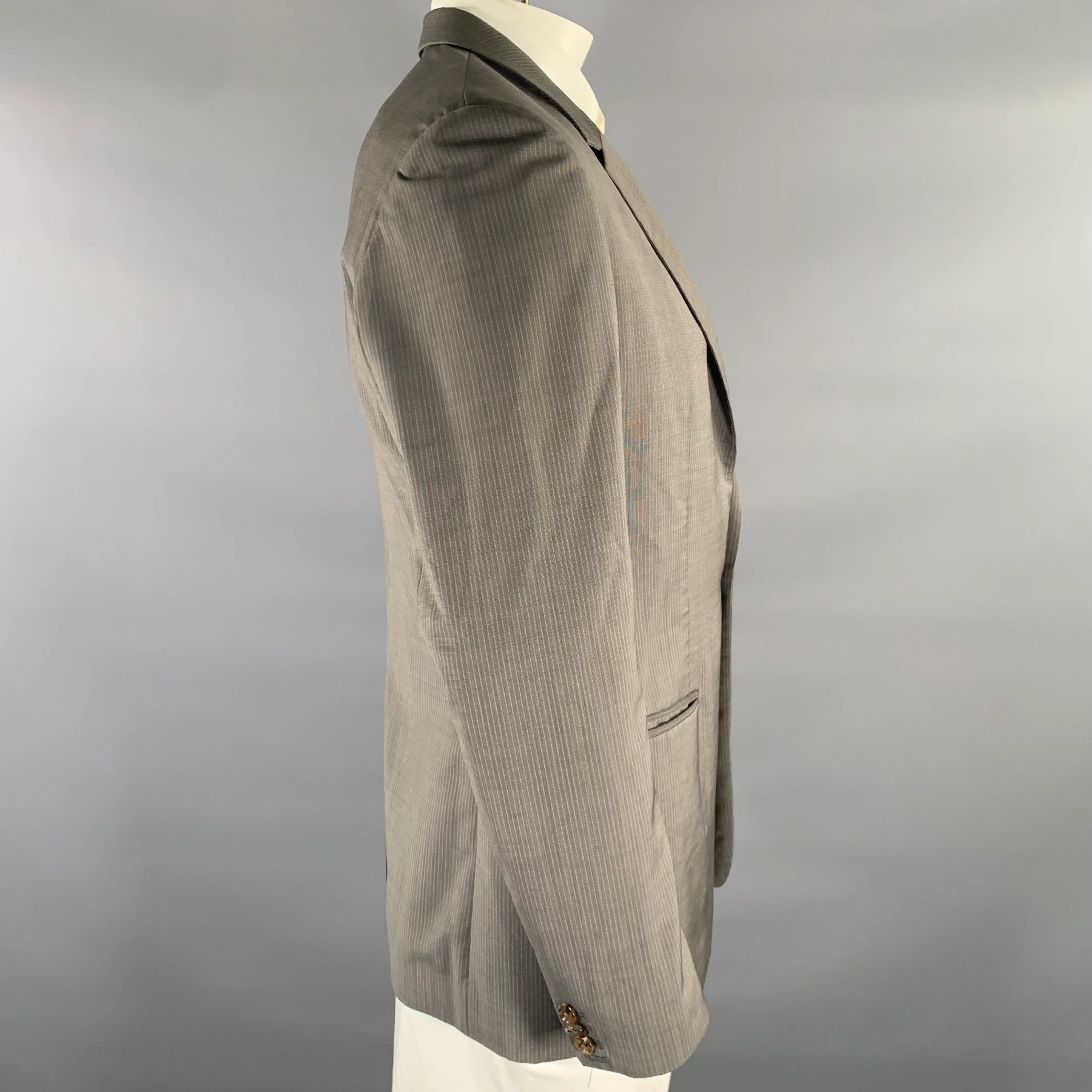 MAISON MARGIELA Size 42 Grey White Pinstripe Wool Notch Lapel Sport Coat - Image 3
