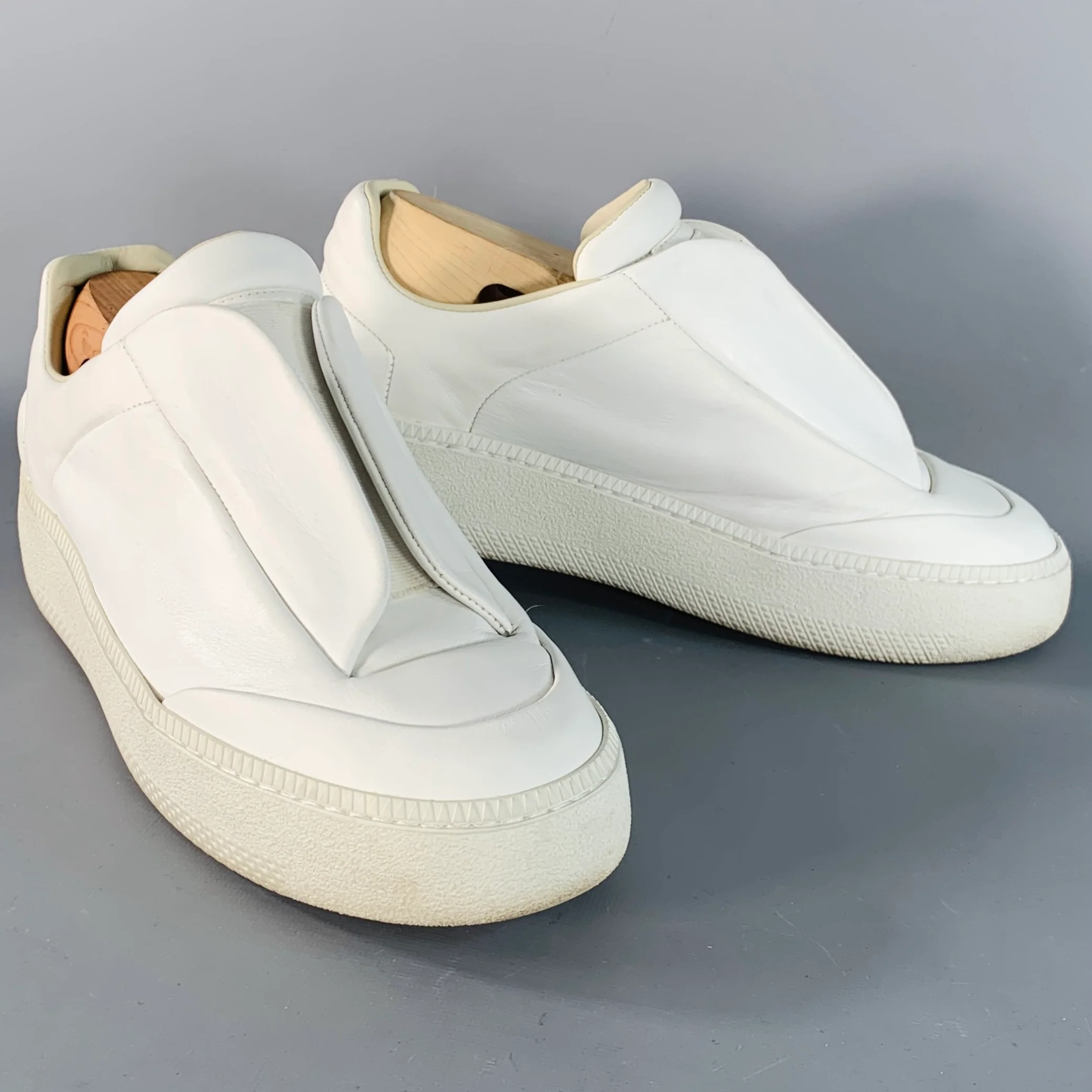 MAISON MARGIELA Size 8 White Leather Elastic Slip On Sneakers