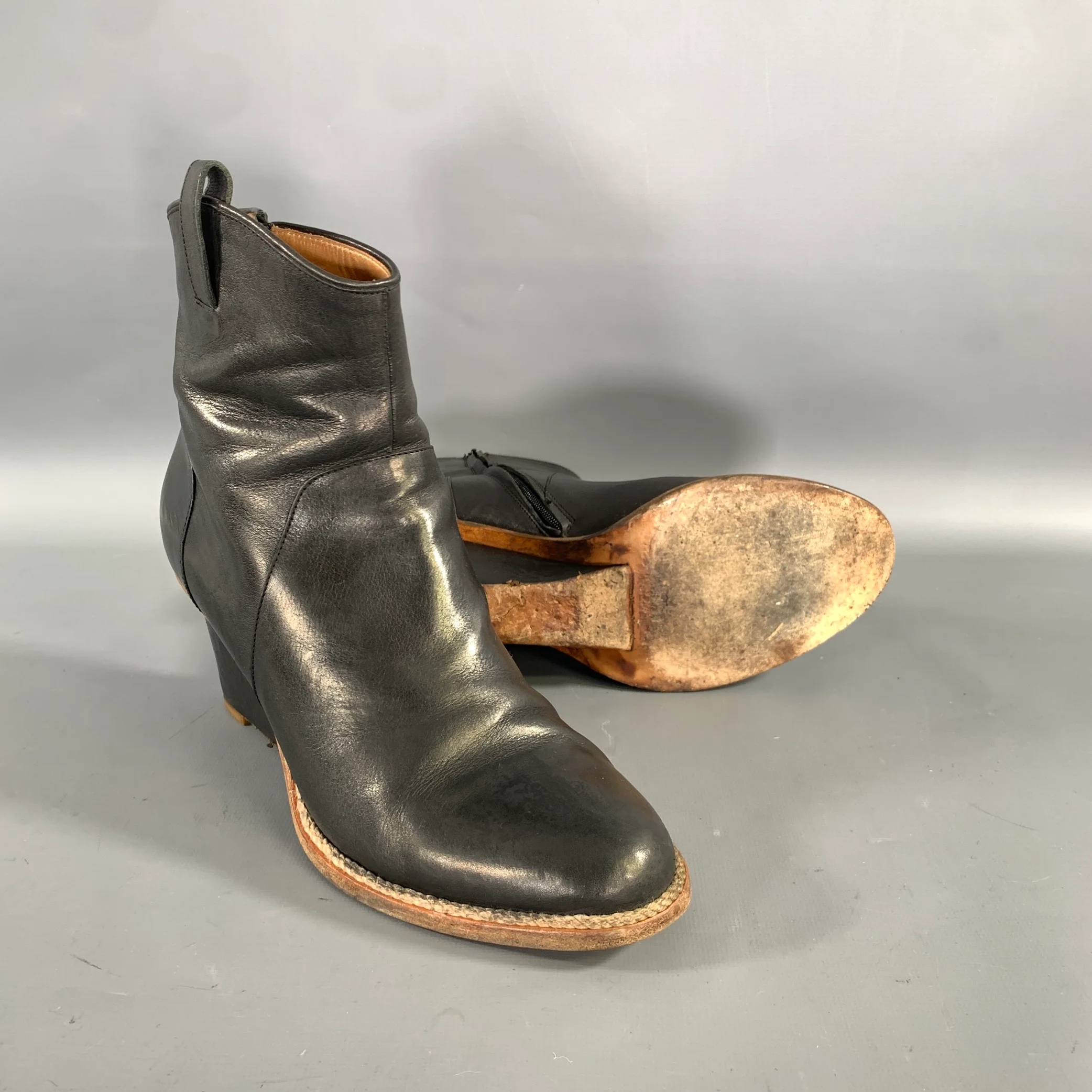 MAISON MARTIN MARGIELA Size 10 Black Brown Leather Ankle Zips Boots - Image 5