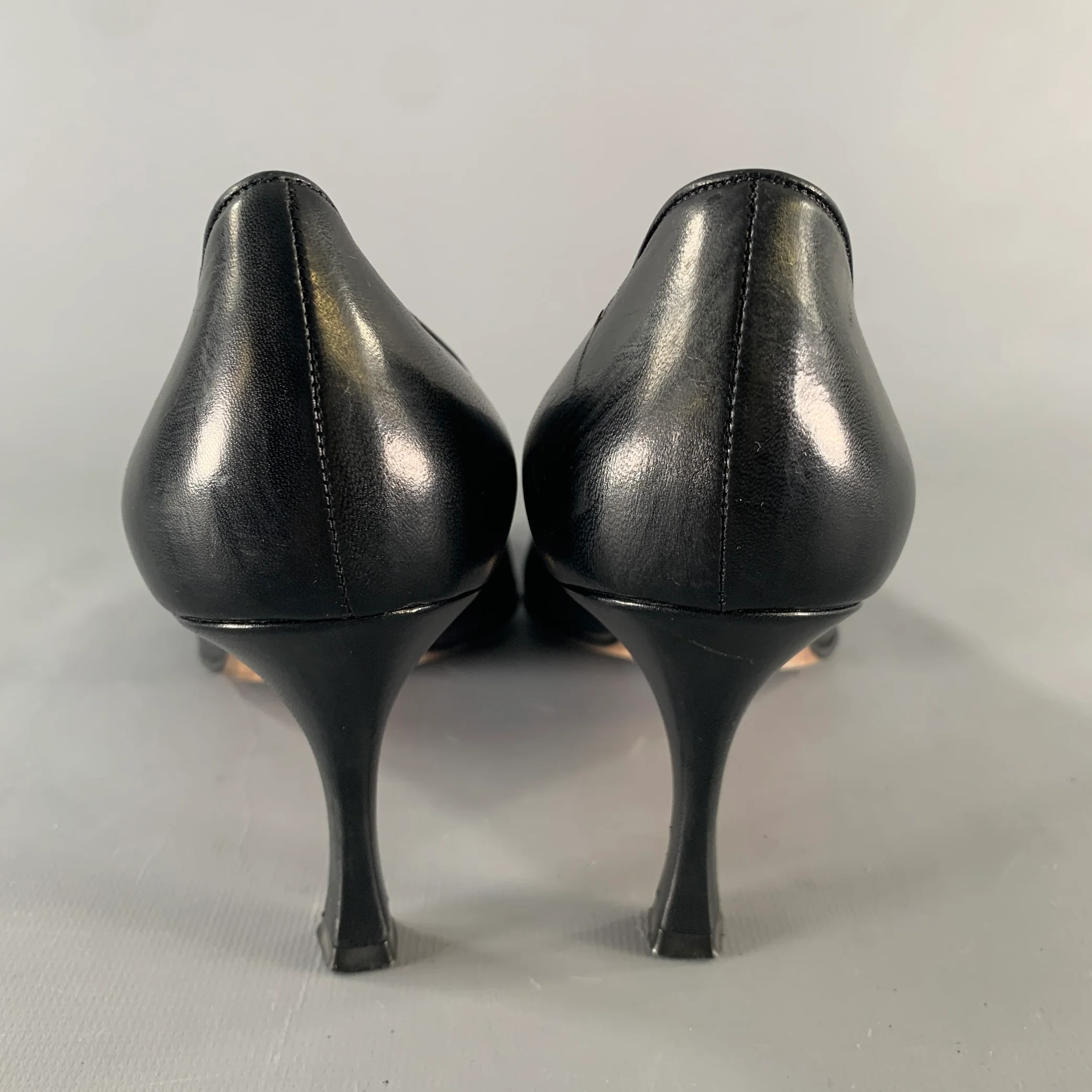 MANOLO BLAHNIK Size 7 Black Leather Pointed Toe Pumps - Image 3