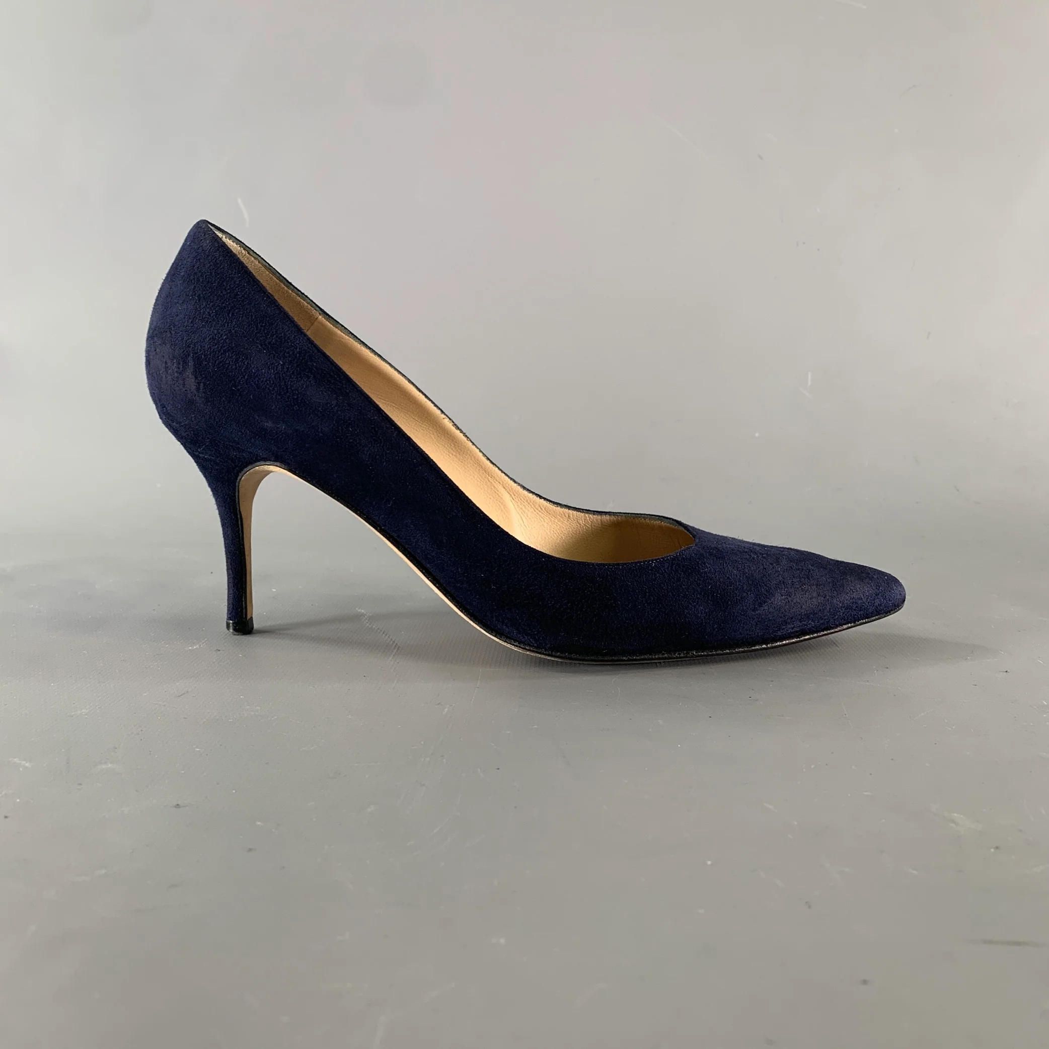 MANOLO BLAHNIK Size 8.5 Navy Suede Pointed Toe Pumps - Image 2