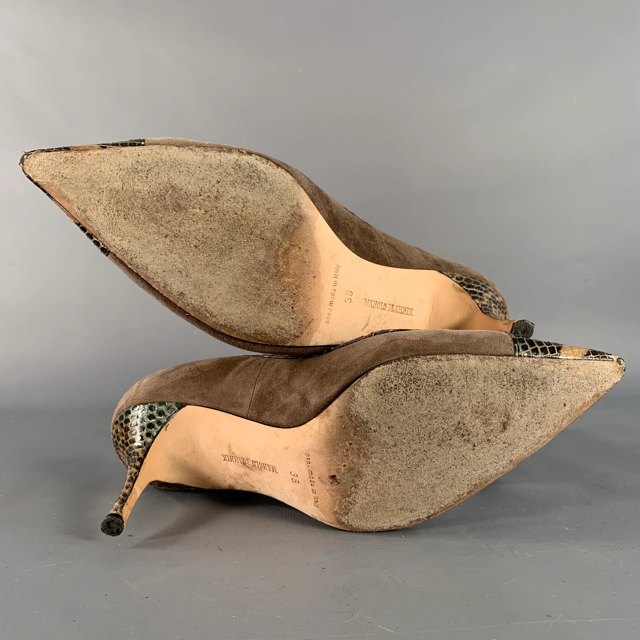 MANOLO BLAHNIK Size 8 Tan Brown Suede Snakeskin Cap Toe Pumps - Image 6