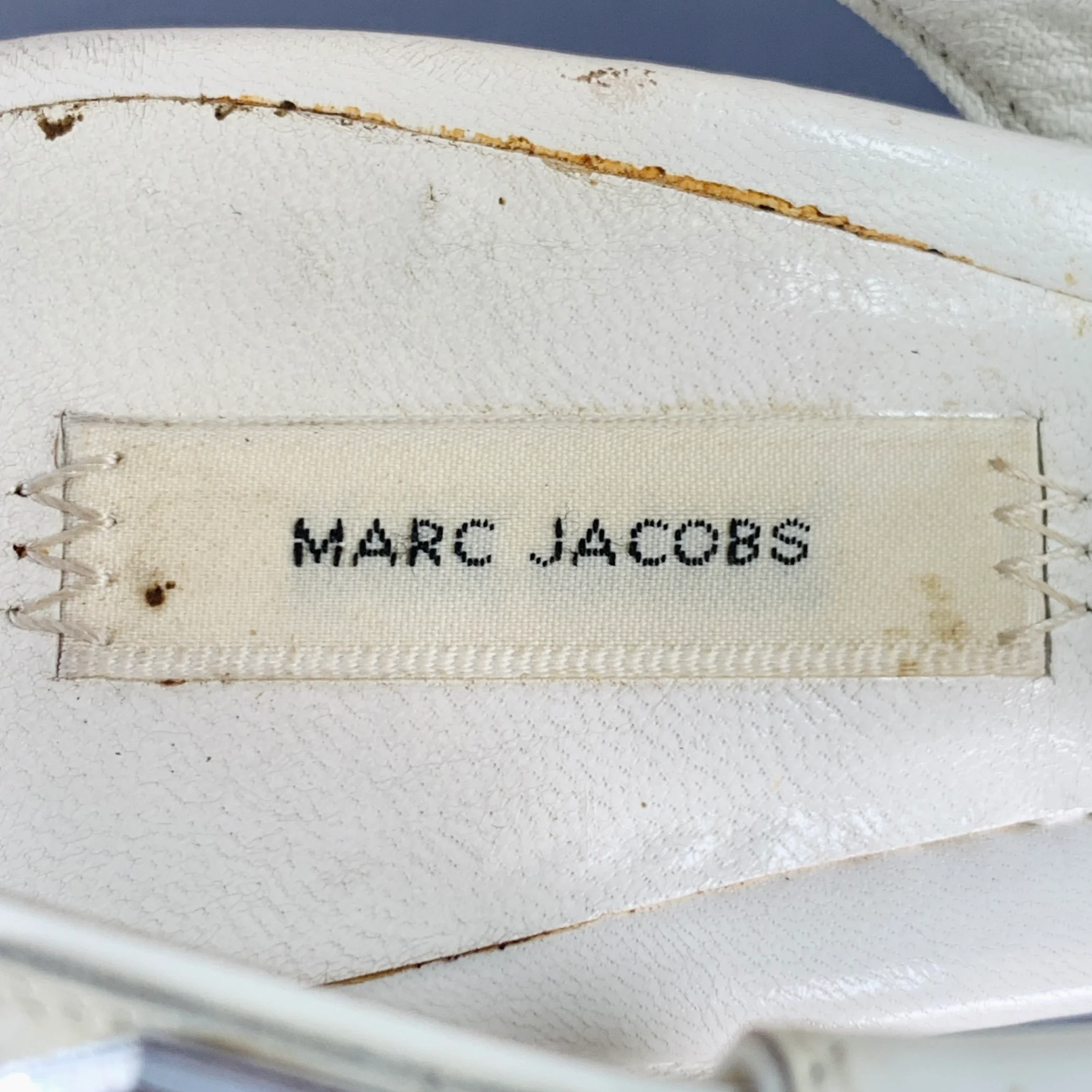 MARC JACOBS Size 6.5 White Silver Leather Strappy Sandals - Image 7