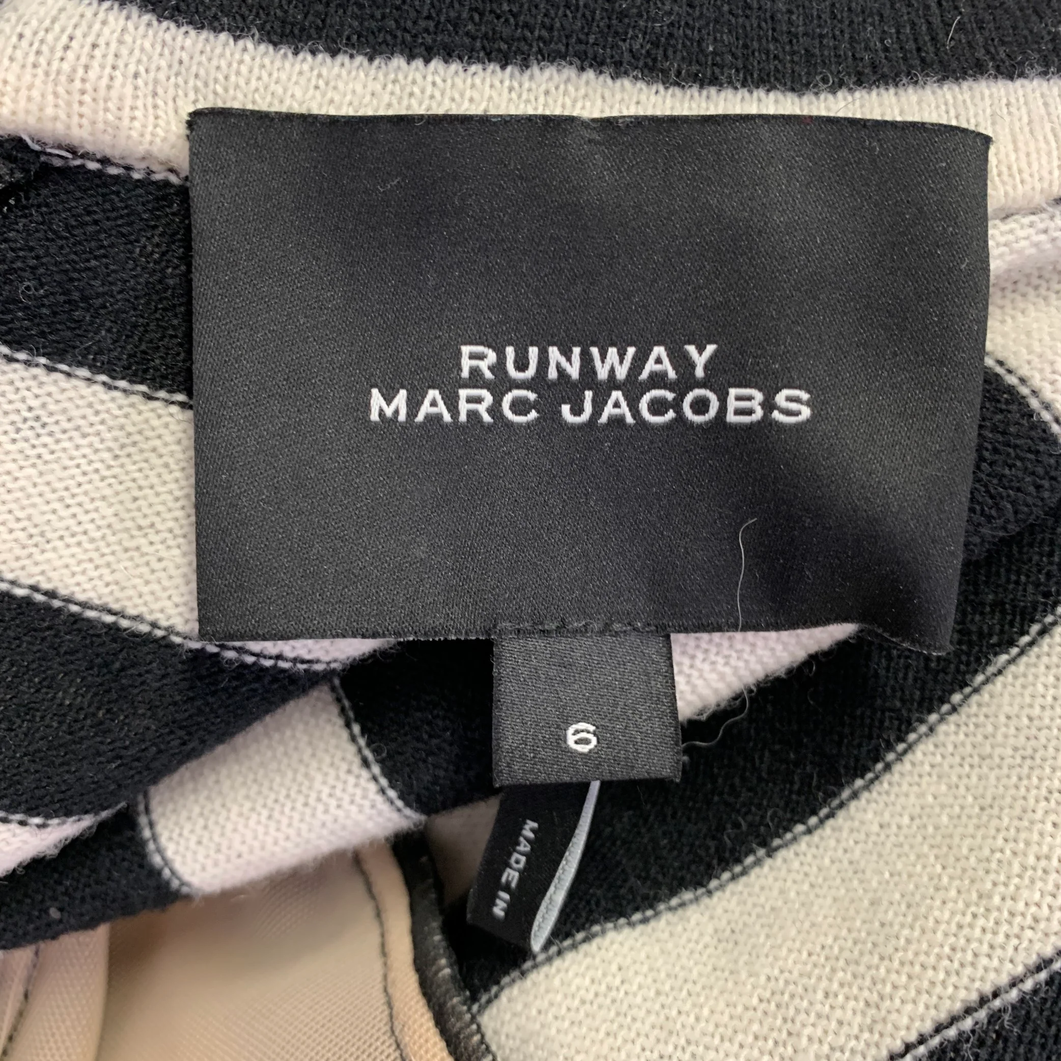 MARC JACOBS Size 6 Black White Wool Nylon Stripe Belted Dress - Image 6
