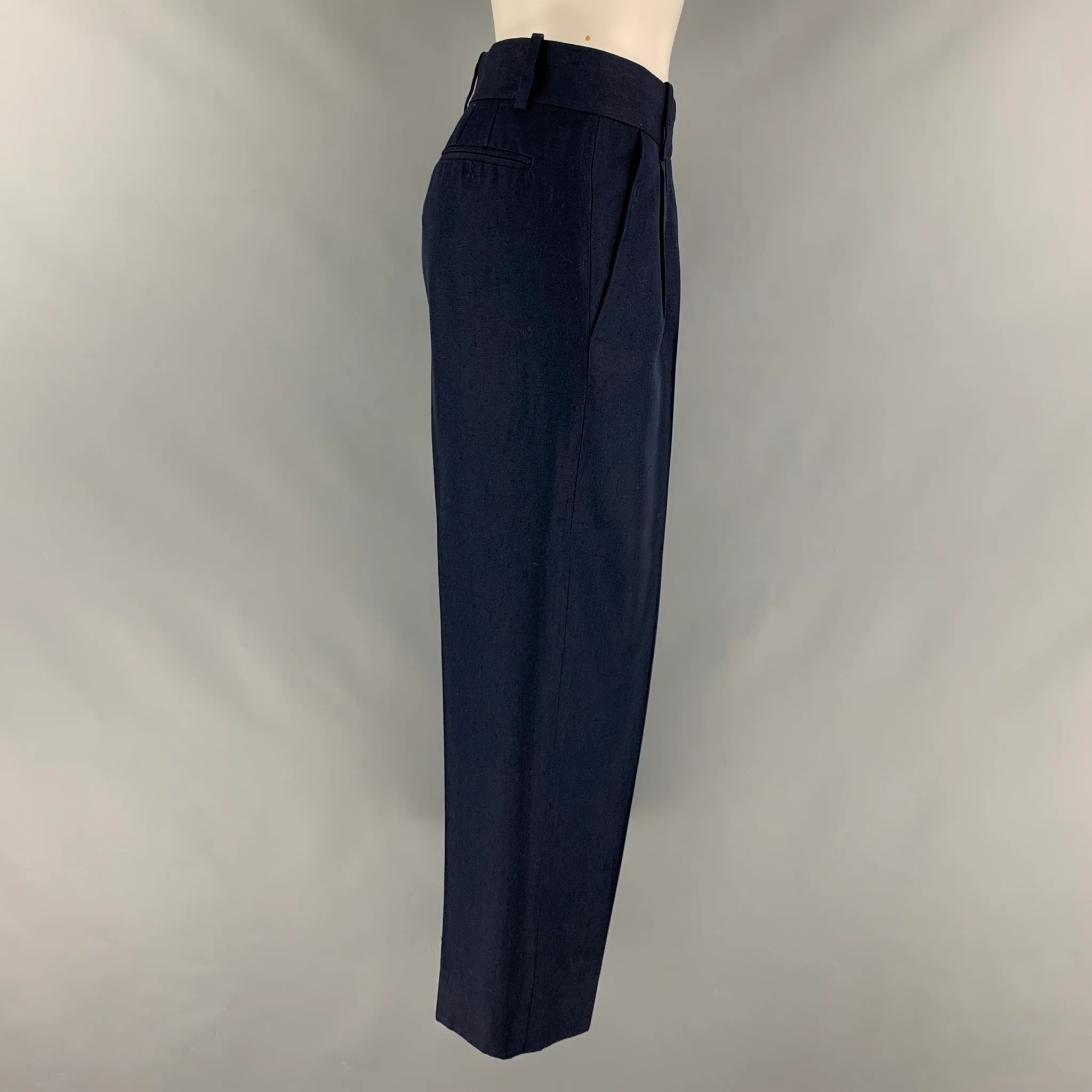 MARC JACOBS Size 8 Navy Silk Cropped Pleated Dress Pants - Image 2