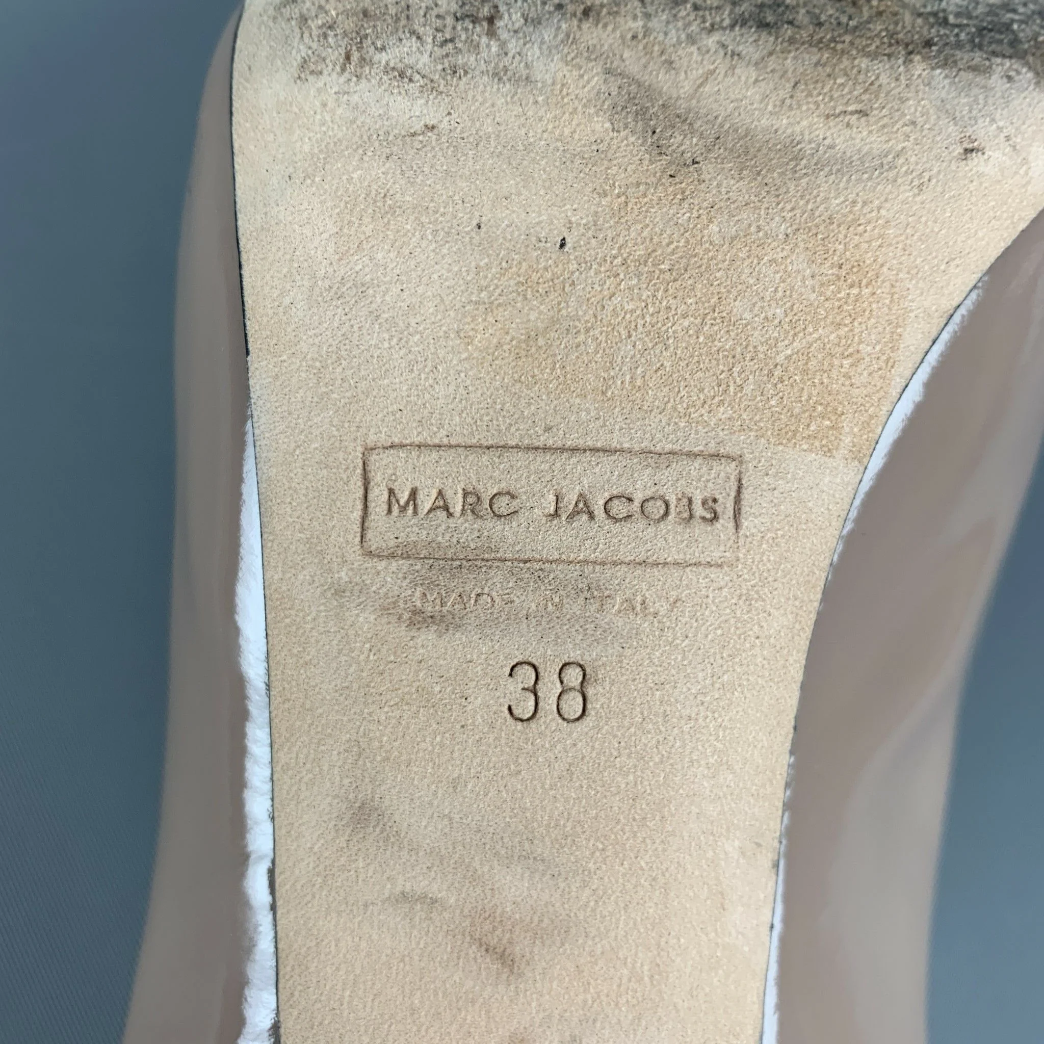 MARC JACOBS Size 8 Taupe Patent Leather Slingback Pumps - Image 8