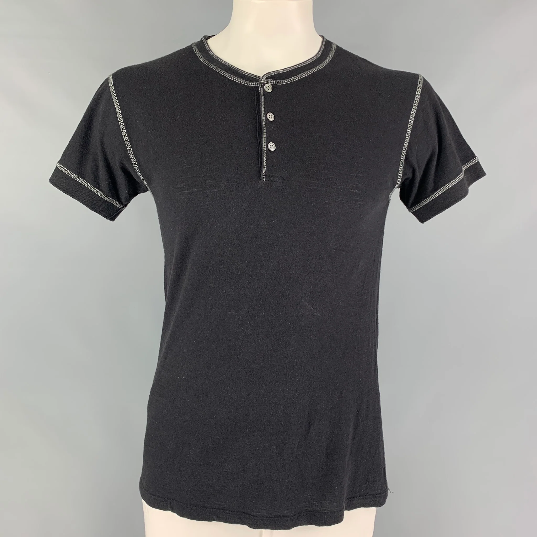 MARC JACOBS Size L Black Contrast Stitch Cotton Henley Short Sleeve Shirt