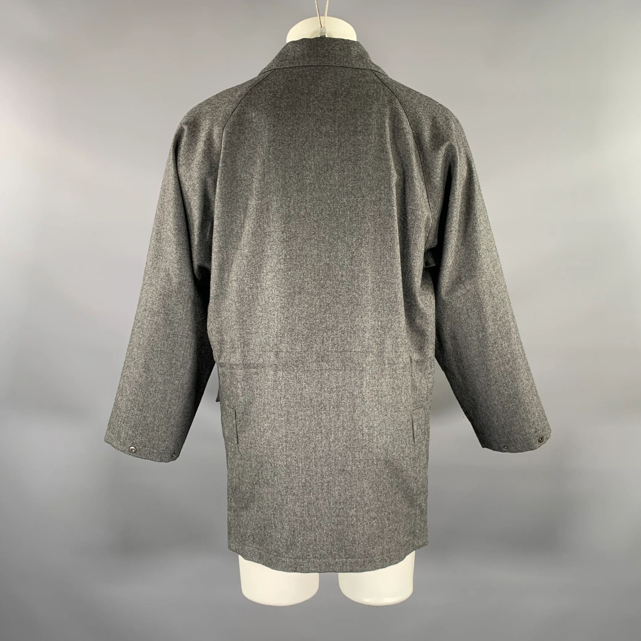 MARIO VALENTE Size 36 Grey Wool Hidden Placket Coat - Image 3