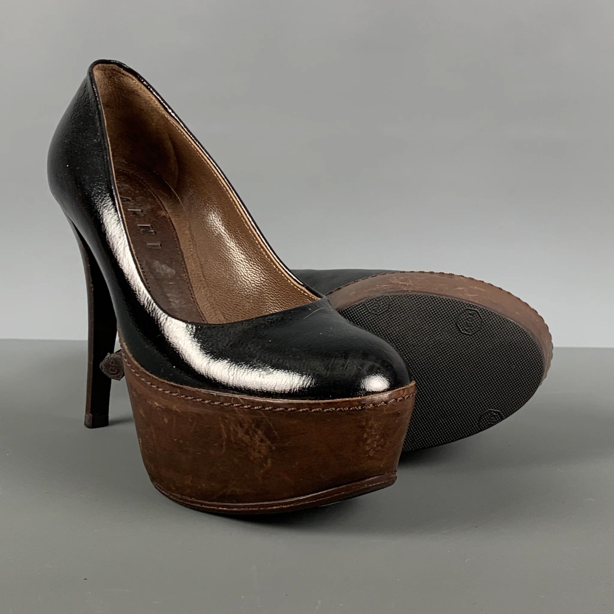 MARNI Size 5.5 Black Brown Two Tone Patent Leather Platform Pumps - Image 5