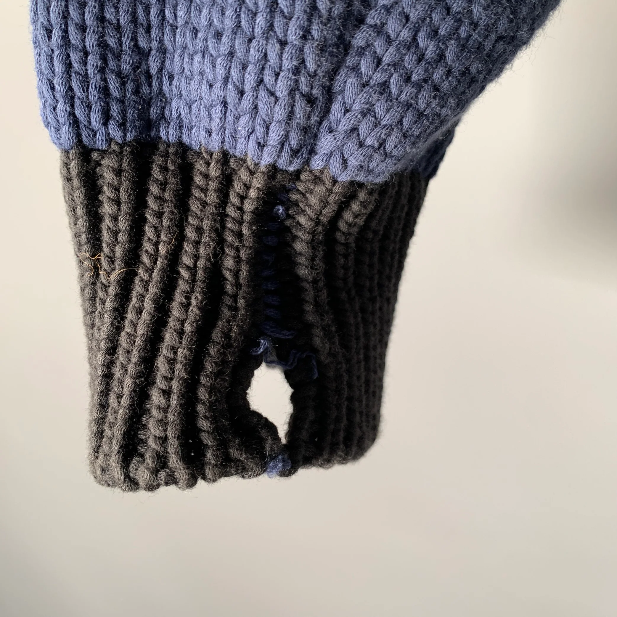 MARNI Size L Navy White & Black Knit Cotton Blend Ribbed Sweater - Image 9