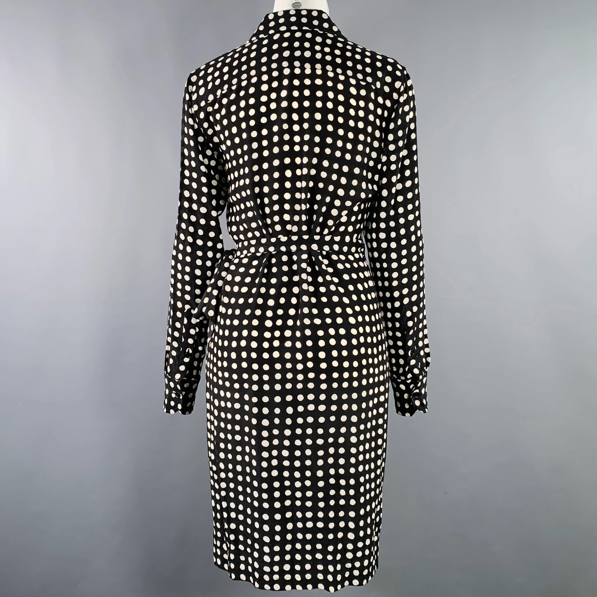 MAX MARA Size 4 Black White Silk Polka Dot Wrap Dress - Image 4