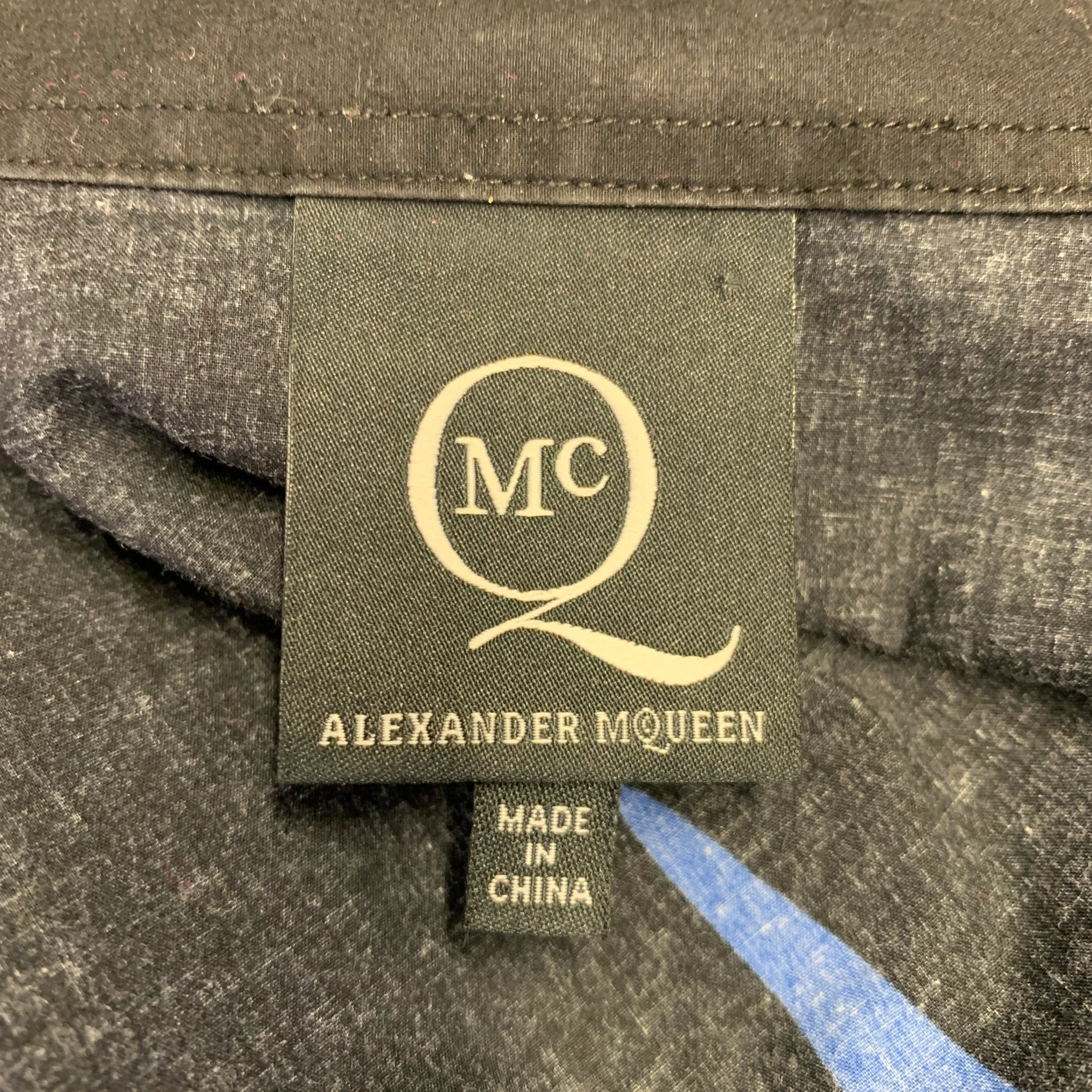 MCQ by ALEXANDER MCQUEEN Size 42 Black Blue Birds Cotton Long Sleeve Shirt - Image 6