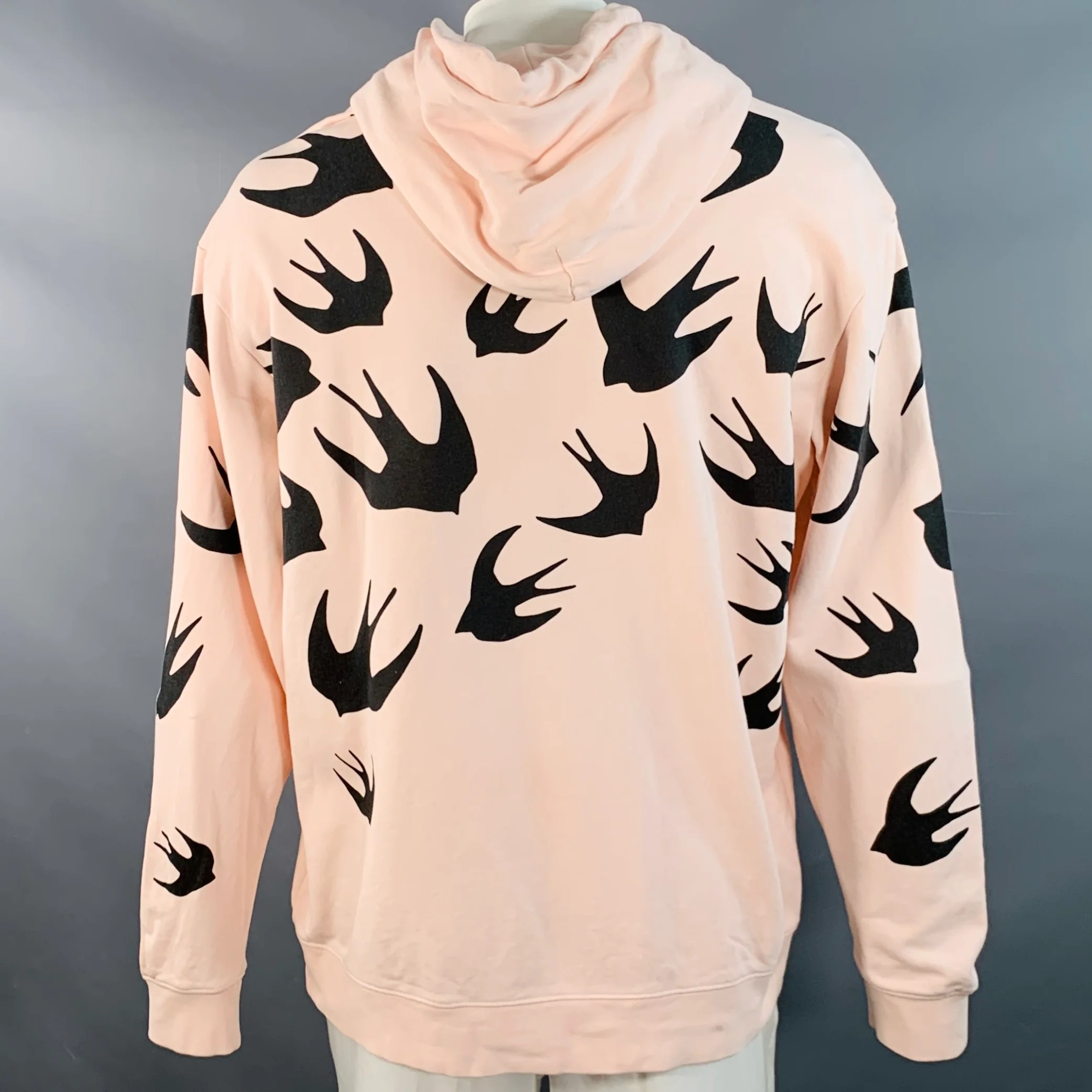 MCQ by ALEXANDER MCQUEEN Size XXL Pink Black Birds Cotton Hooded Sweatshirt - Image 3