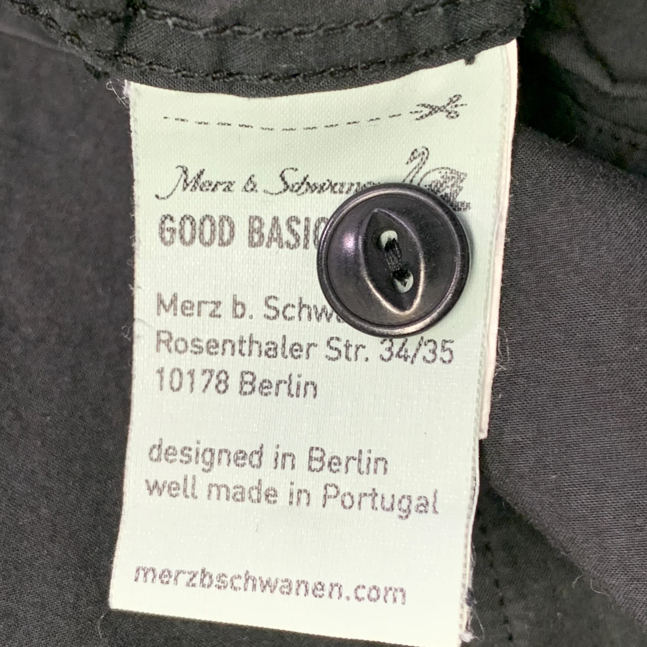 MERZ B. SCHWANEN Size XL Black Cotton One Pocket Long Sleeve Shirt - Image 5