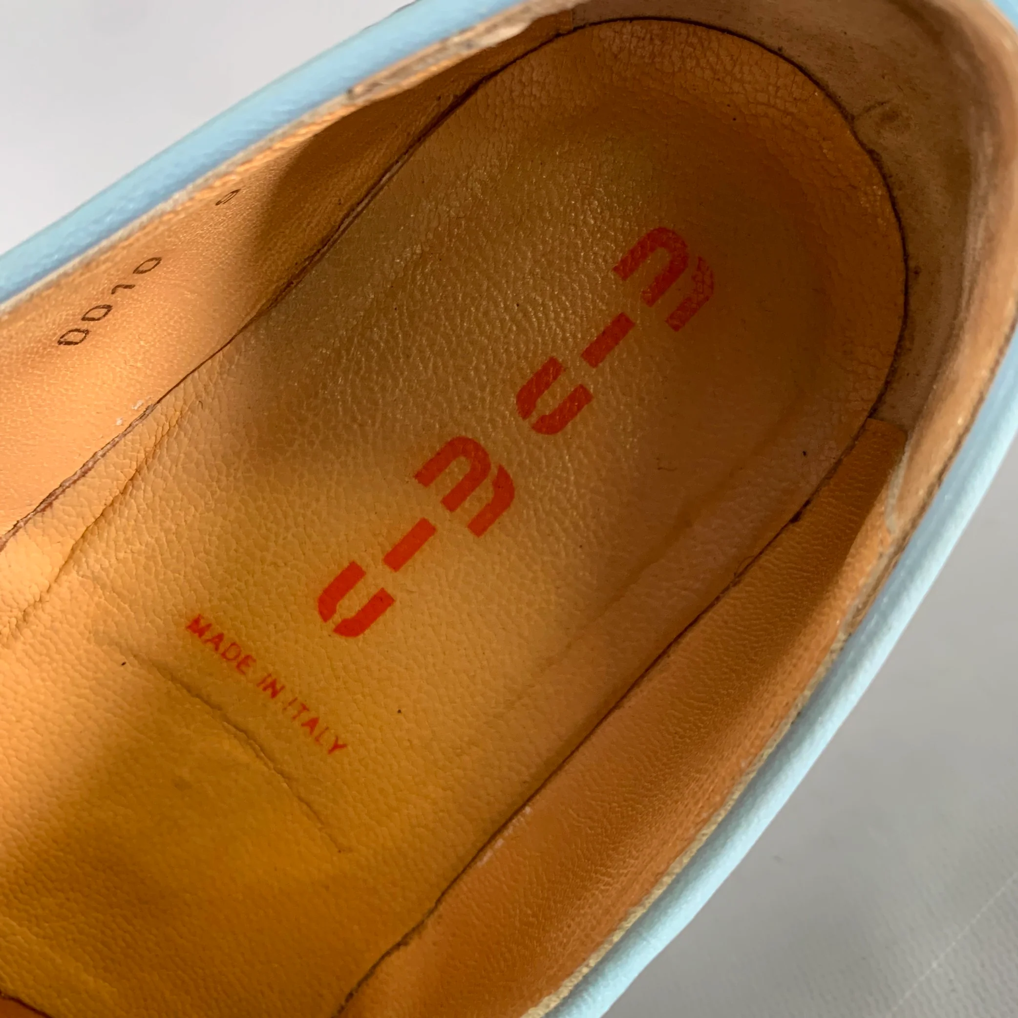 MIU MIU Size 9 Navy Light Blue Leather Spectator Loafers - Image 8