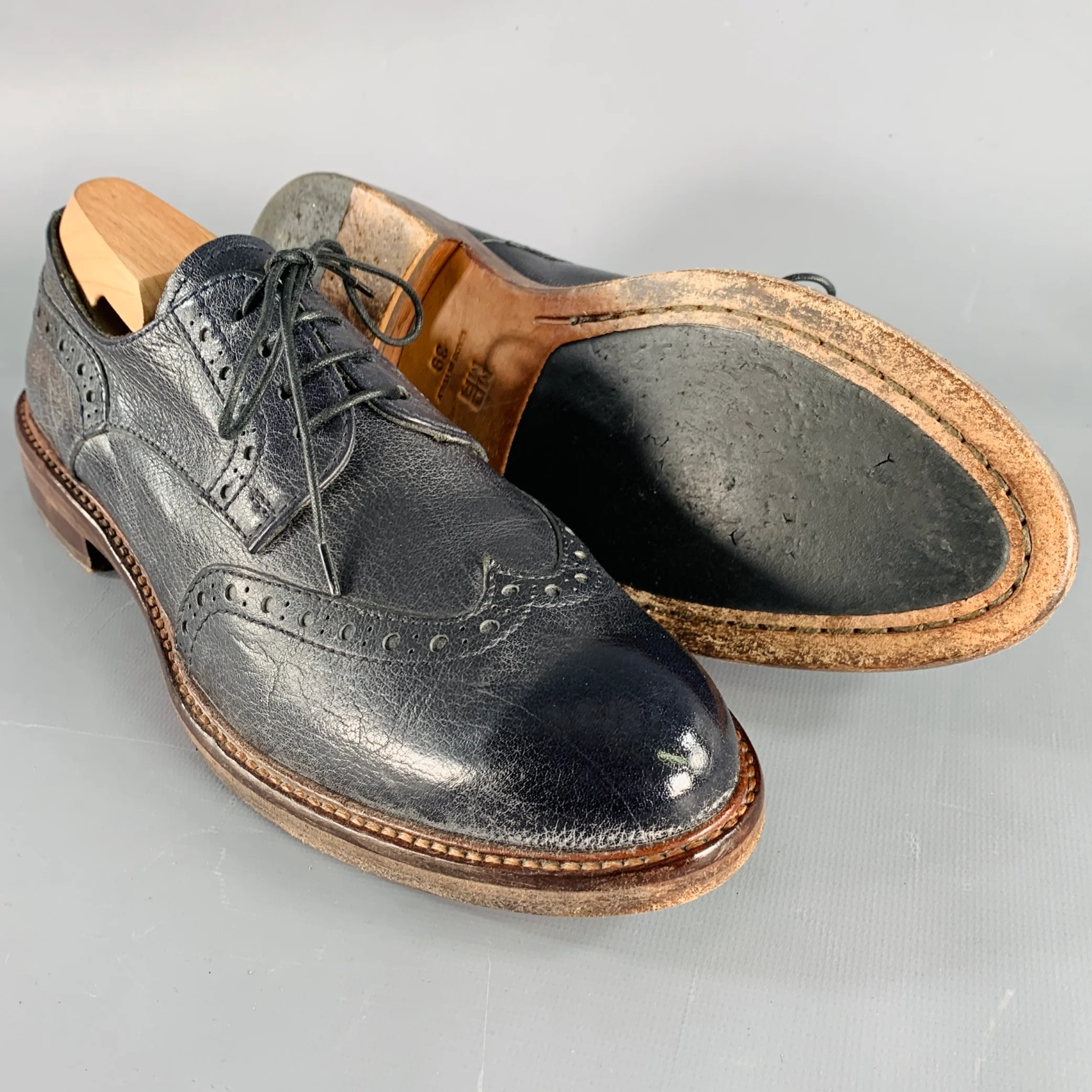 MOMA Size 9 Black Leather Perforated Wingtip Lace-Up Shoes - Image 5