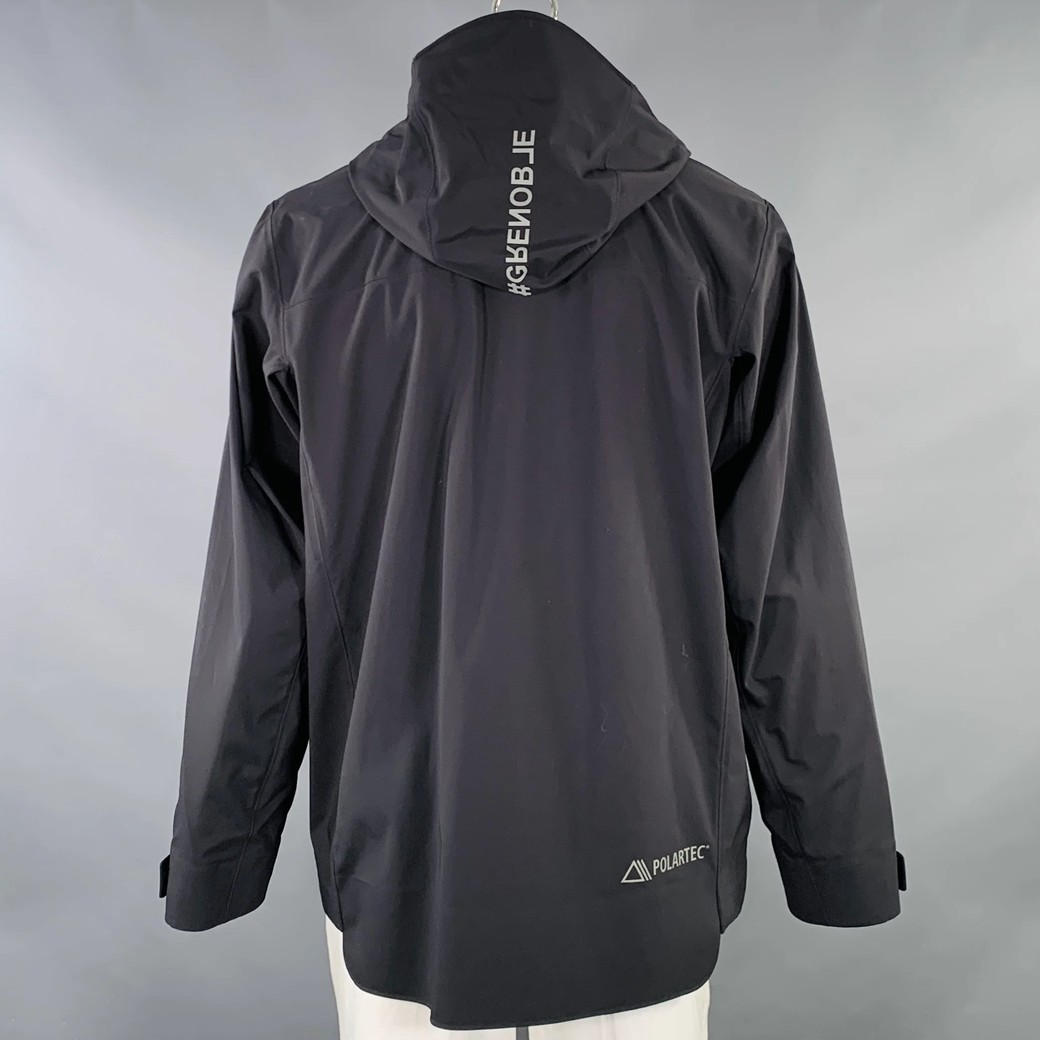 MONCLER Size XL Fuyens Black Polyamide Blend Zip Pockets Jacket - Image 4