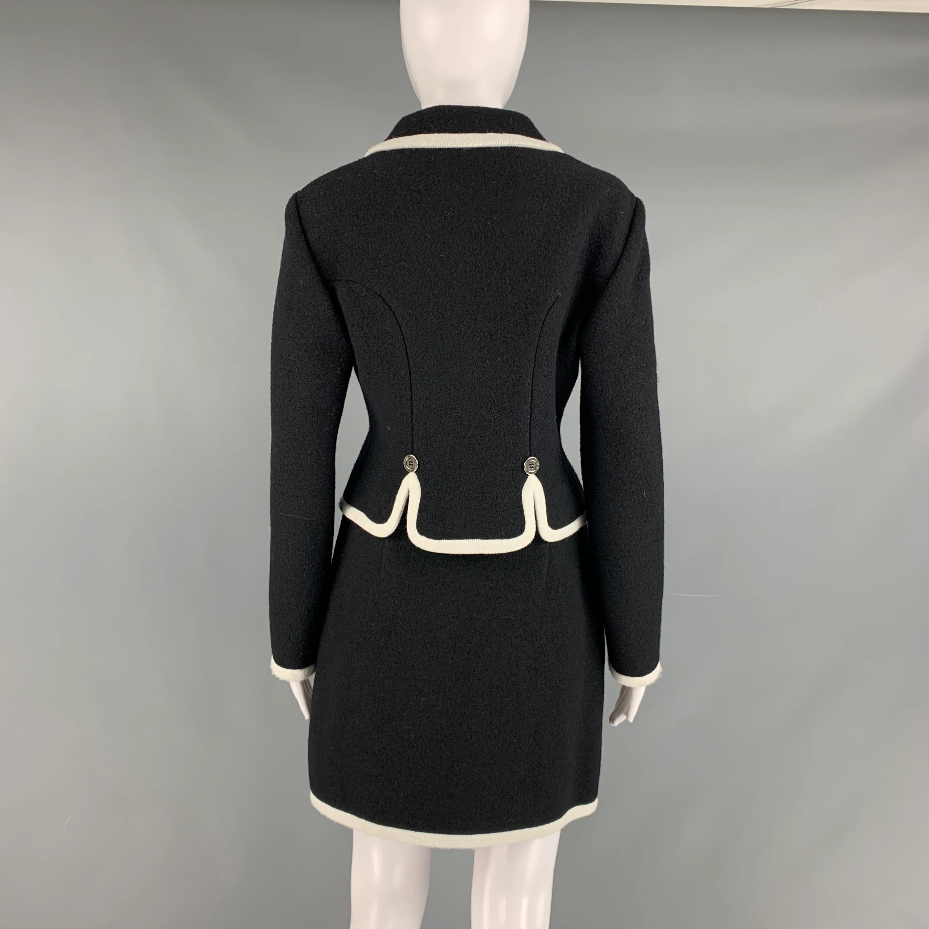 MOSCHINO Size 8 Black White Virgin Wool Contrast trim Single breasted Skirt Suit - Image 4