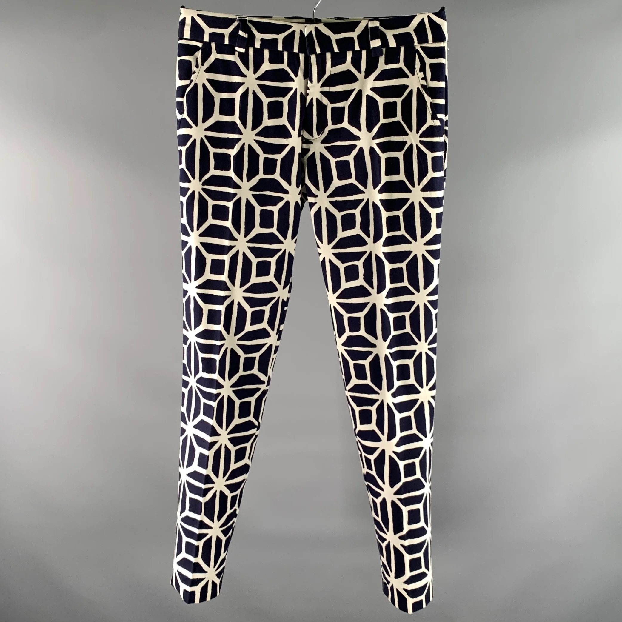 MR TURK Size 30 White Navy Tile Print Cotton Blend Slim Dress Pants