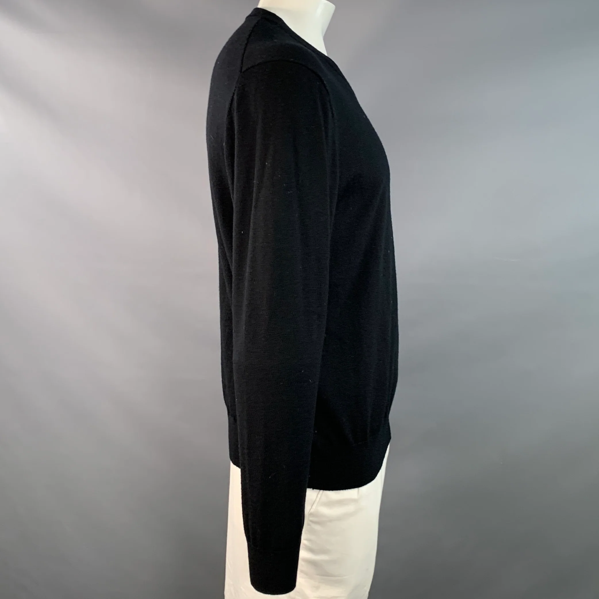 MR TURK Size XL Black Red Wool Heart V-Neck Pullover - Image 2