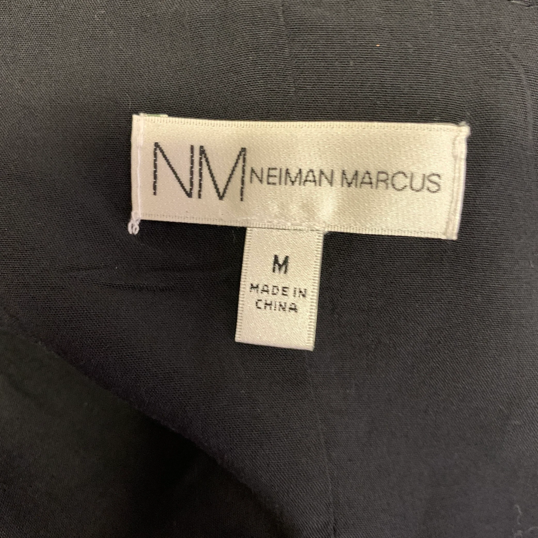 NEIMAN MARCUS Size M Black Polyethylene Blend Sequined Snaps Jacket - Image 5