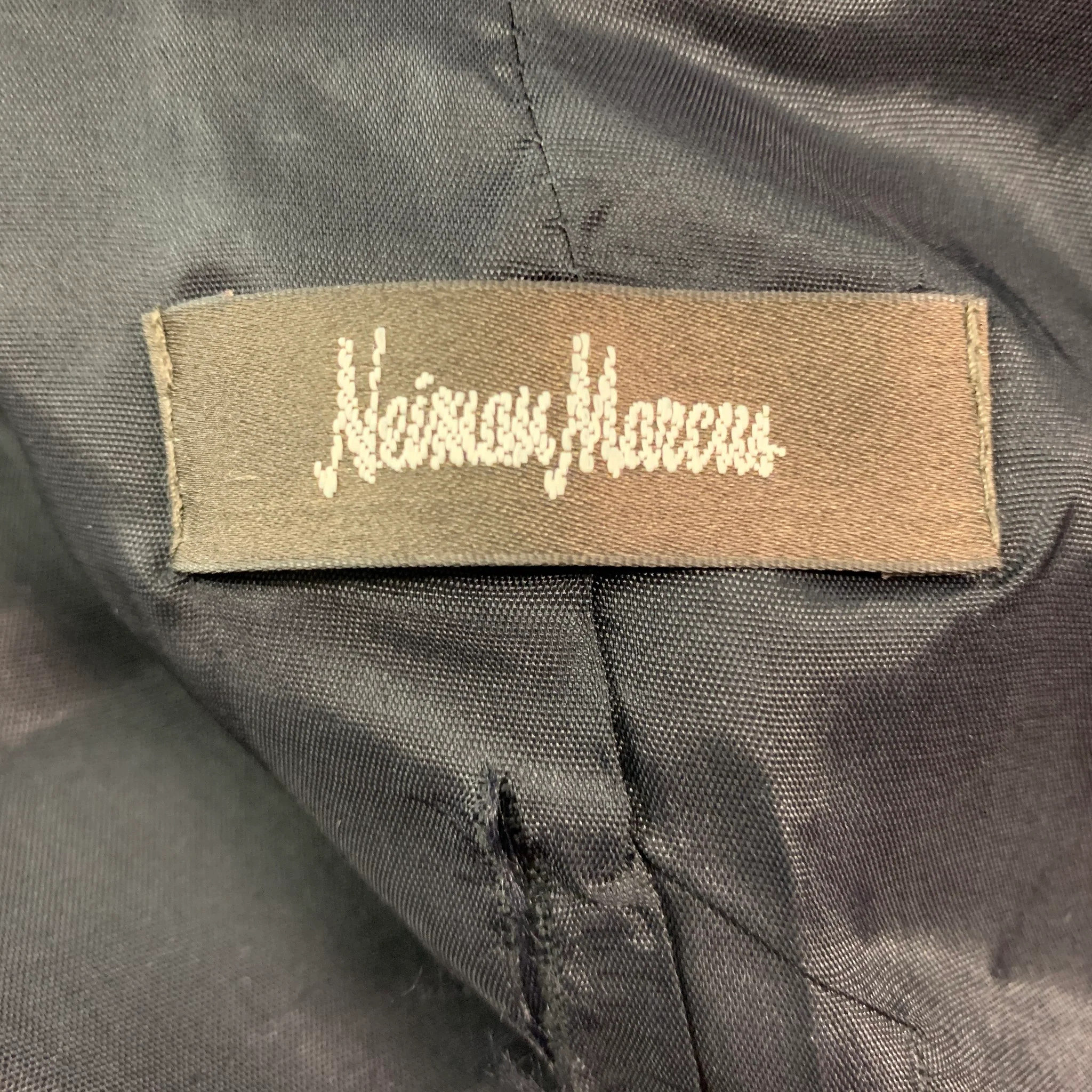 NEIMAN MARCUS Size XL Black Burgundy Jacquard Silk Buttoned Vest - Image 7