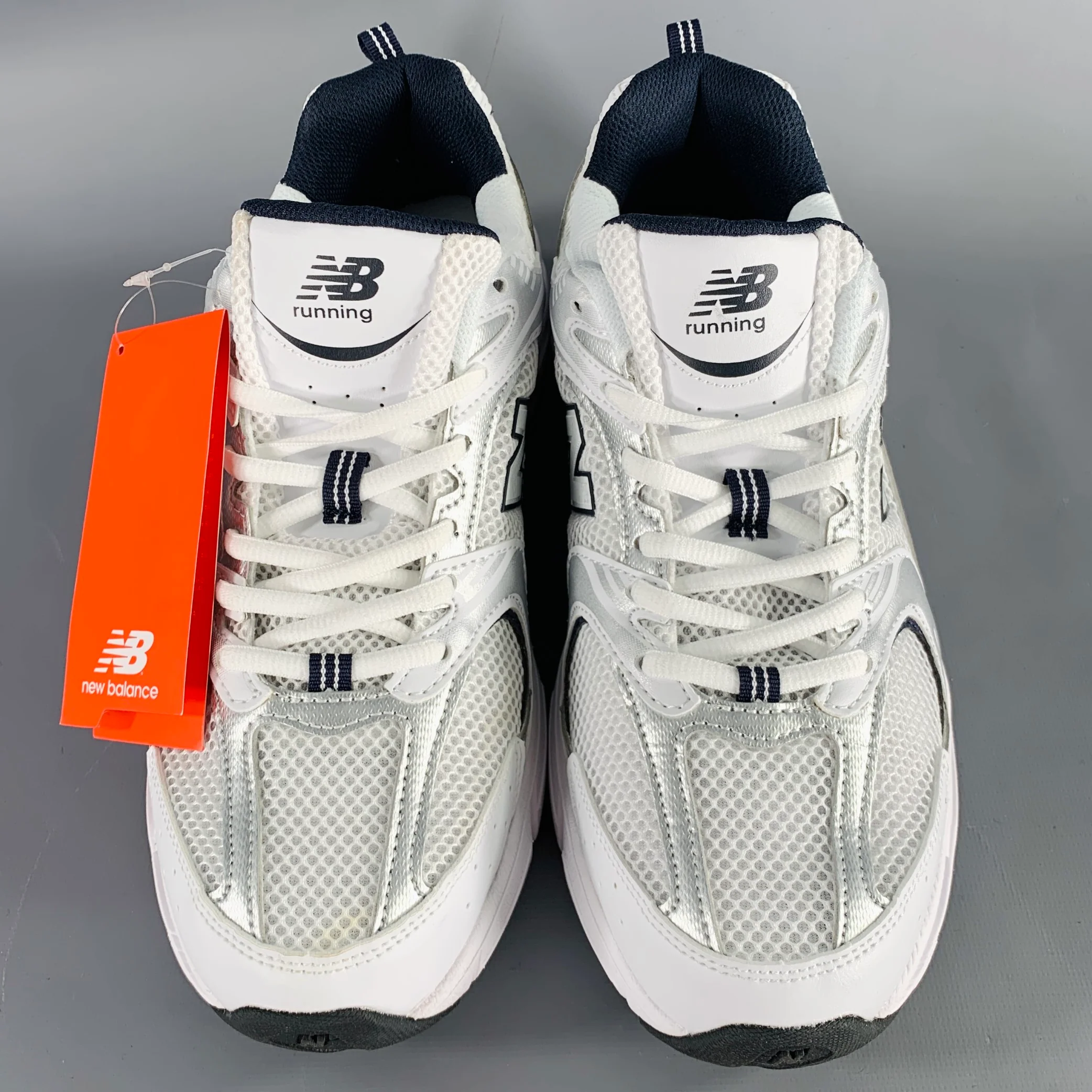 NEW BALANCE Size 11 530 White Black Color Block Mesh Athletic Sneakers - Image 4