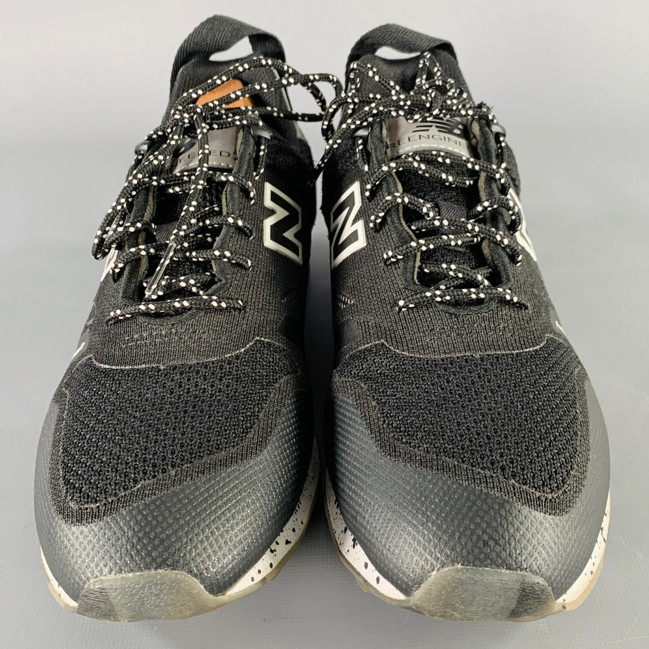 NEW BALANCE Size 8.5 Trailbuster Black White Mixed Fabrics Mesh Athletic Sneakers - Image 4