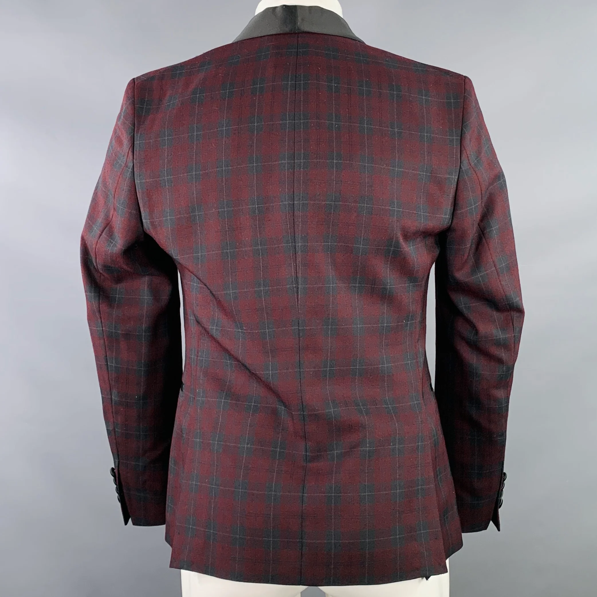 NICK GRAHAM Size 38 New York Cut Burgundy Black Checkered Polyester Blend Shawl Collar Tuxedo Jacket - Image 4