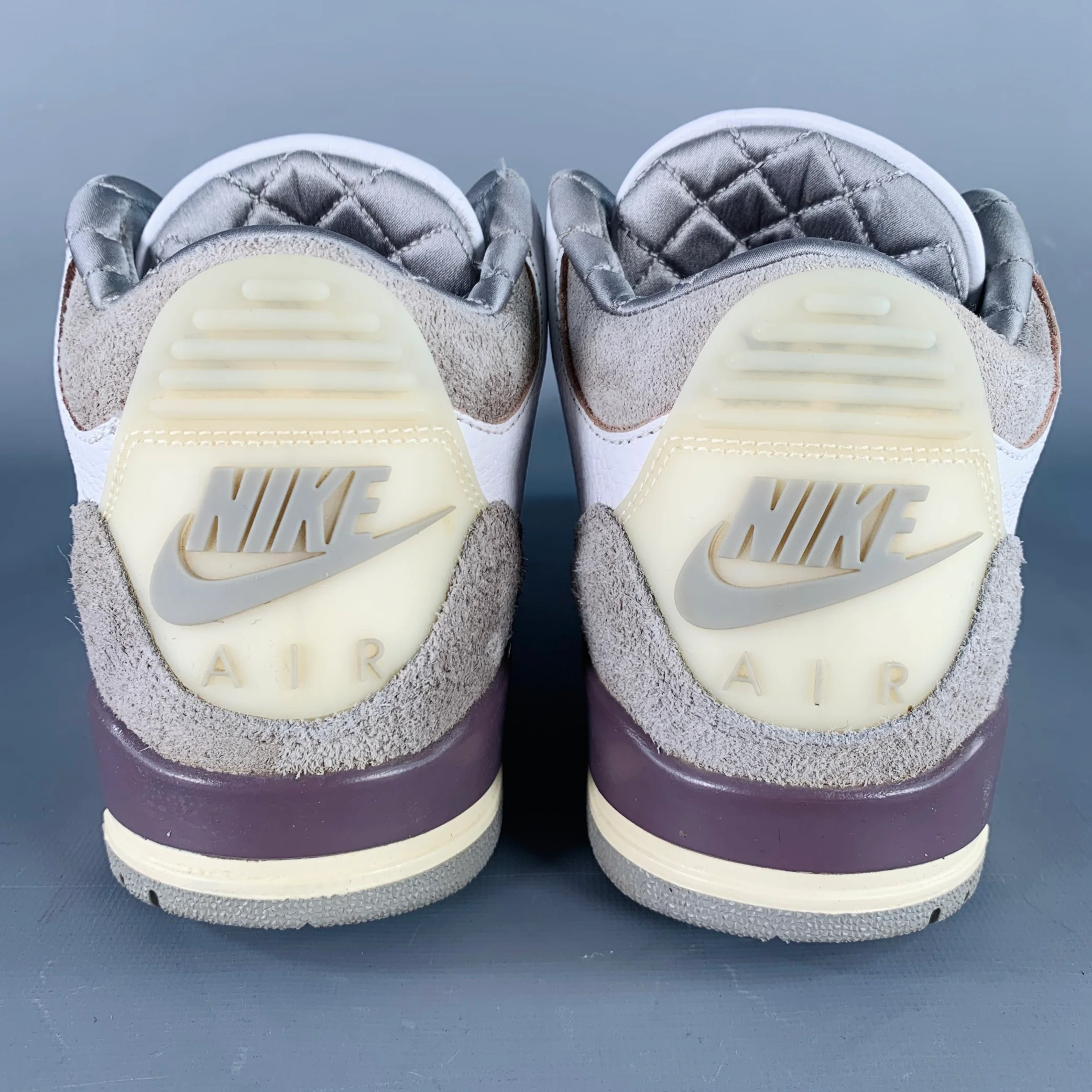 NIKE AIR Size 7.5 Jordan 3 Retro A Ma Maniere White Grey Leather Sneakers - Image 3