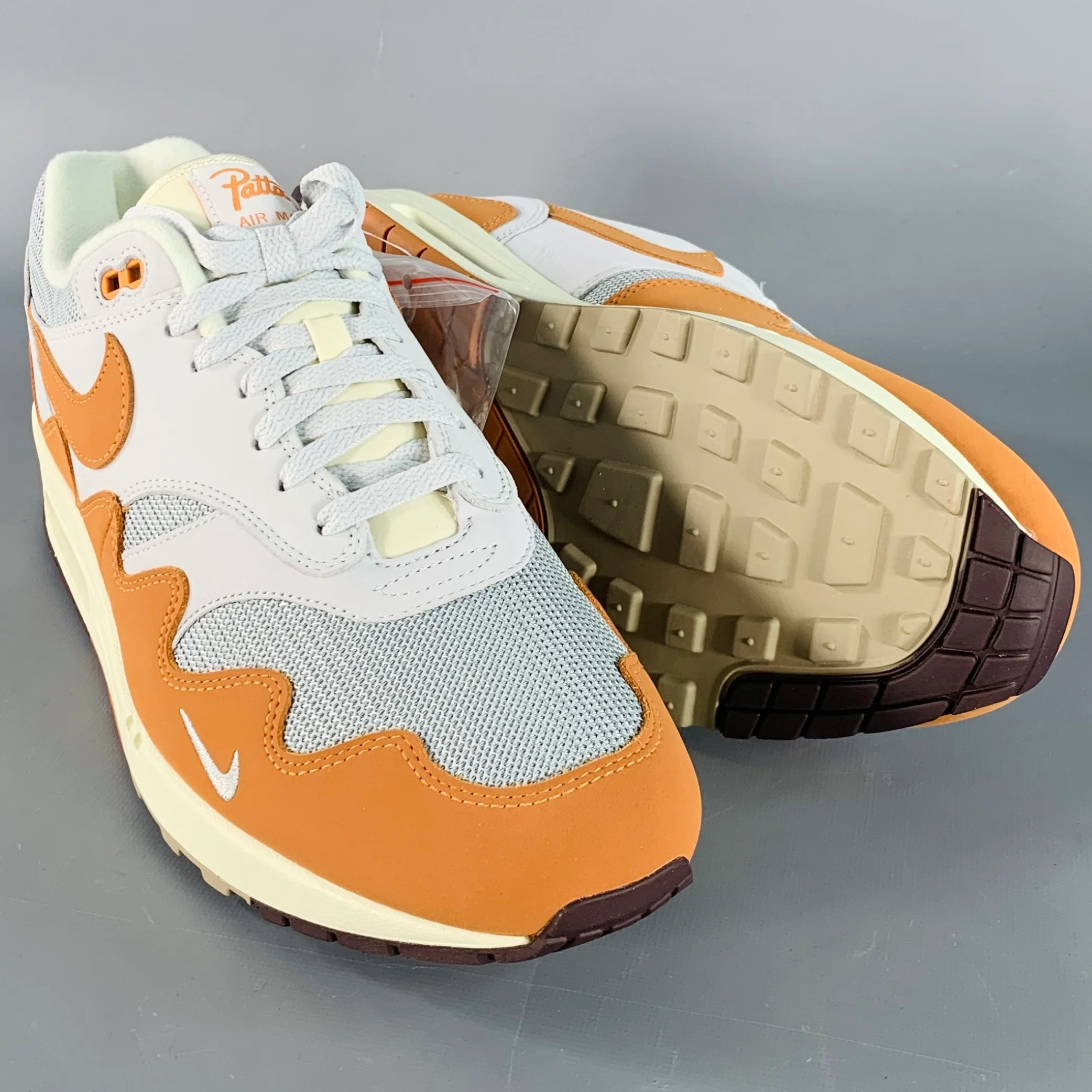 NIKE PATTA AIR MAX x PATTA Size 13 Monarch White Orange Leather Suede Chunky Sole Sneakers - Image 5